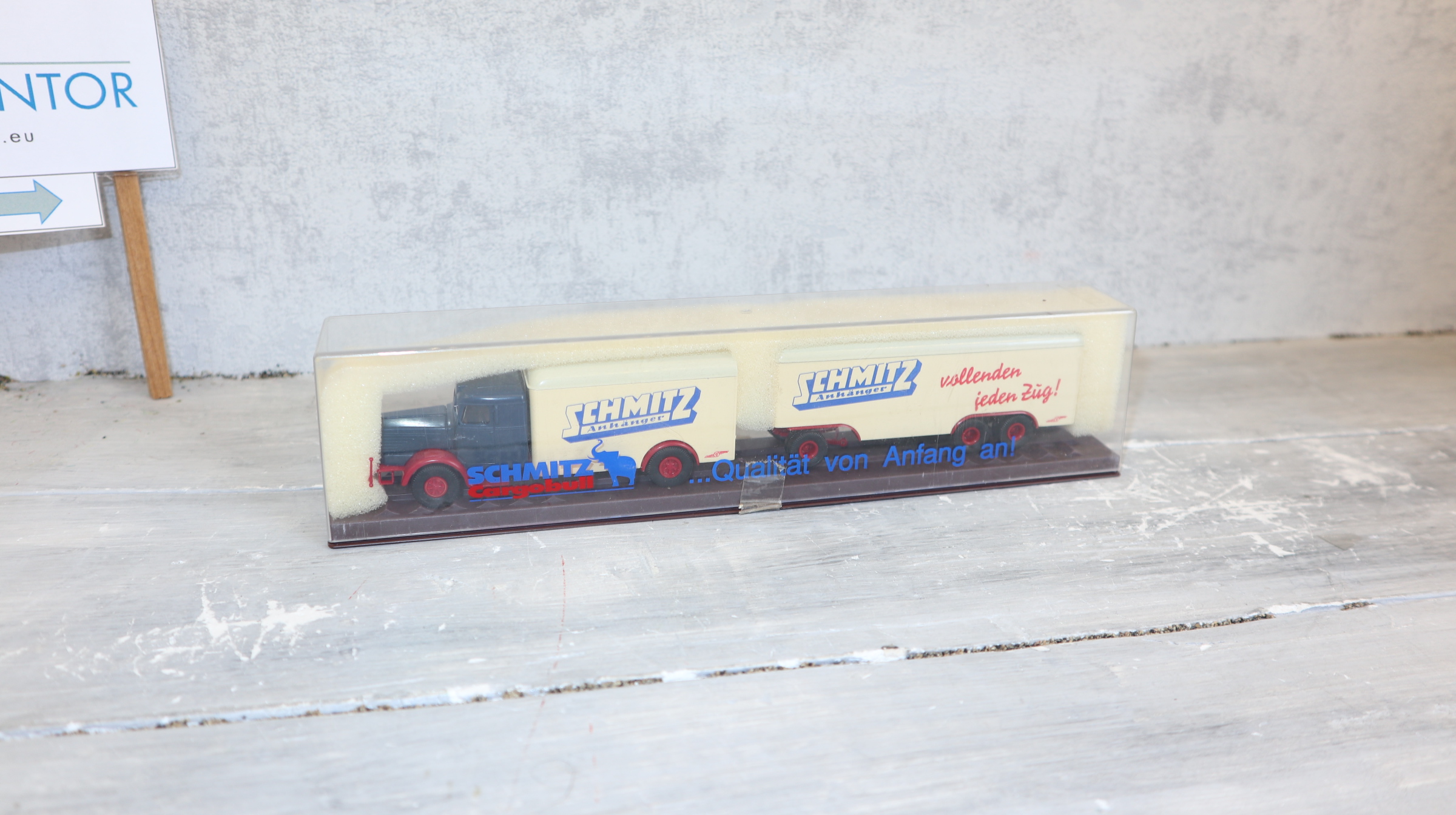 Brekina in 1:87, Werbemodell SCHMITZ Anhänger, Hauber-LKW, NEU in OVP