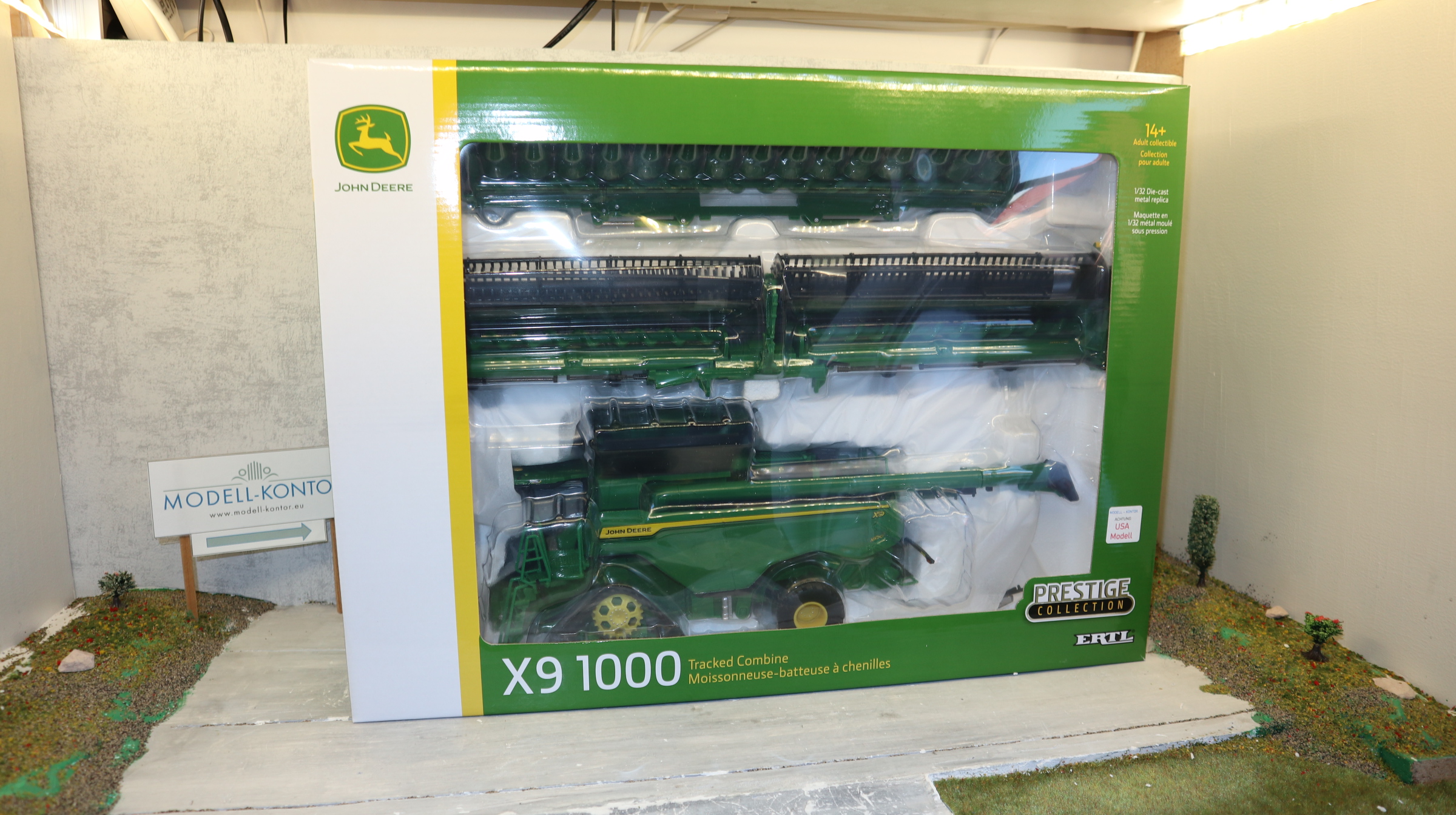 Ertl Britains 45759 in 1:32,  John Deere X9 1000 Raupenfahrwerk,  USA-Modell, NEU in OVP