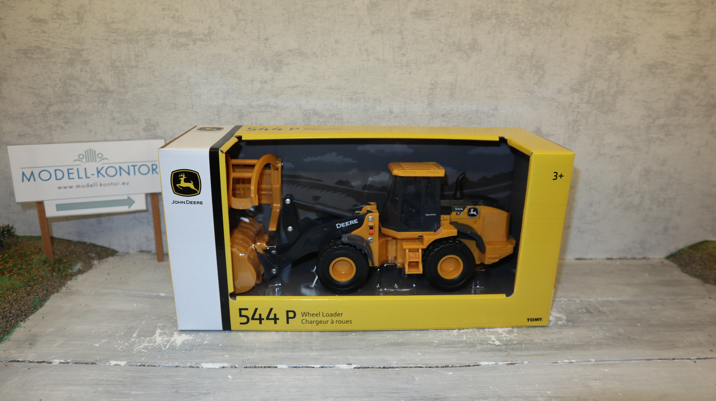 Ertl Britains 47464 in 1:32,  John Deere Radlader 544P, USA-Modell,  NEU in OVP