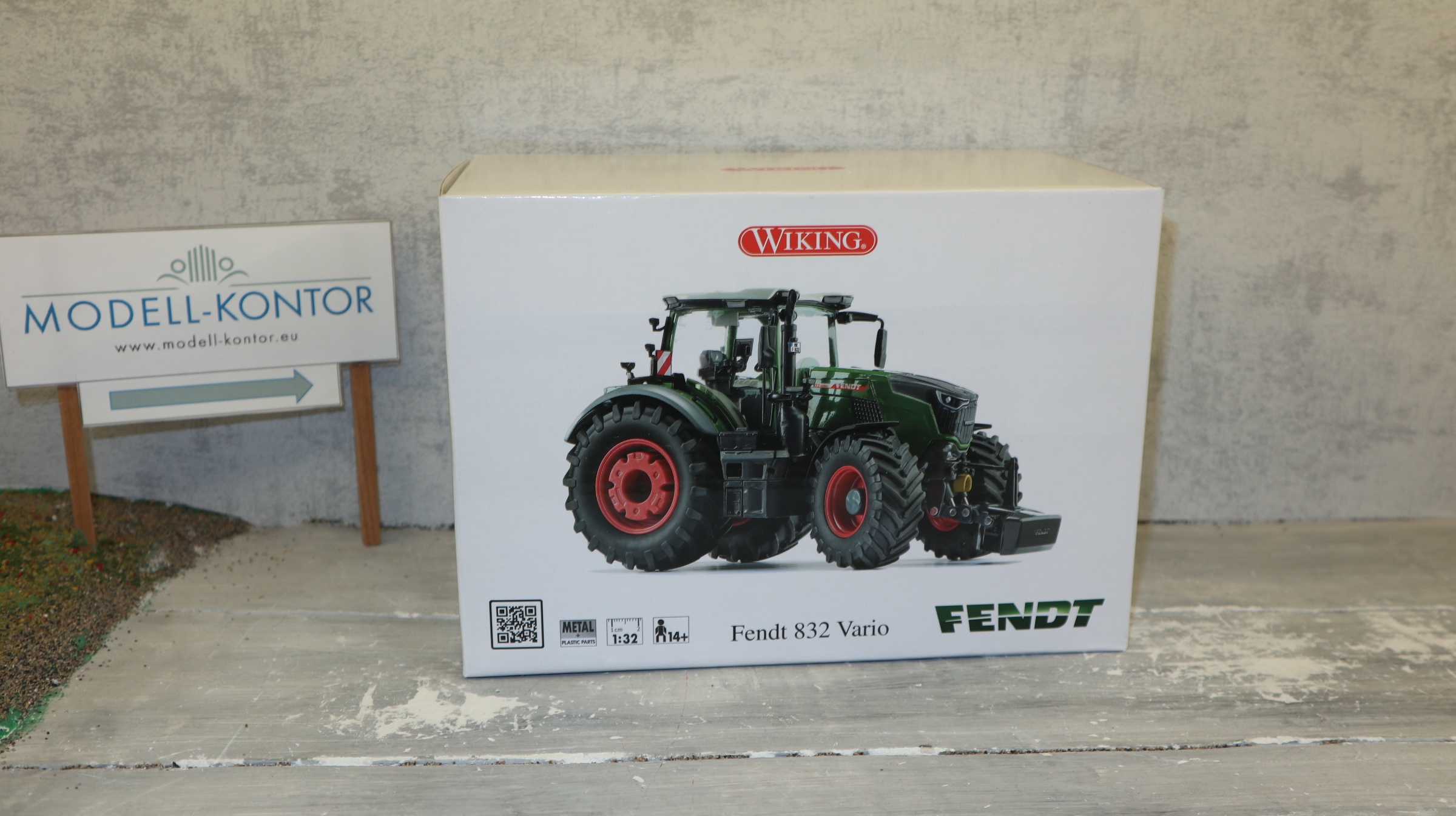 WIKING 077873 in 1:32. Fendt 832 Vario, NEU in OVP