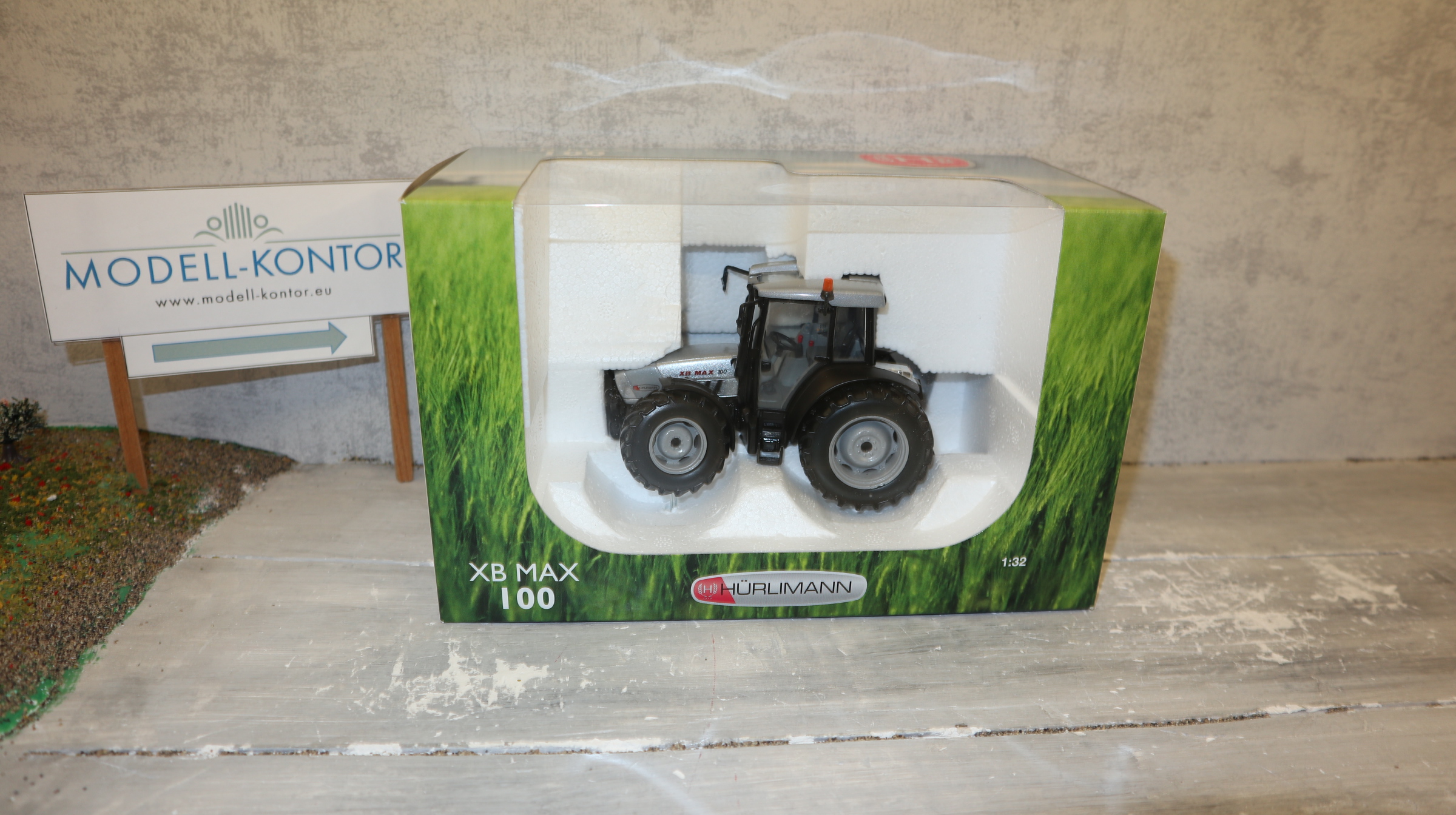 ROS 301108 in 1:32, Hurlimann XB MAX 100, NEU in OVP