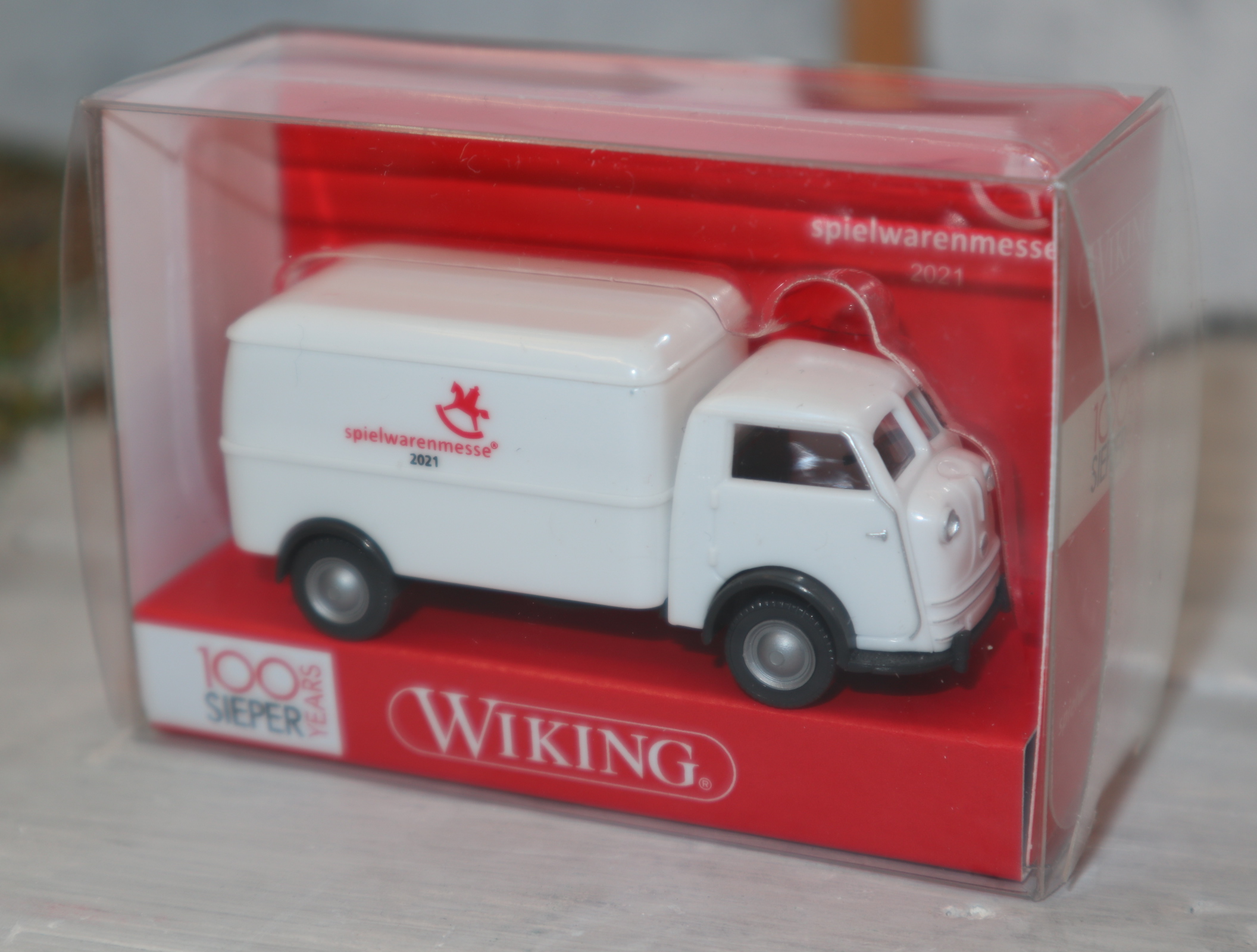 Wiking 033550 1:87 Tempo Matador weiß  Sondermodell „Spielwaren Messe 2021“ in OVP