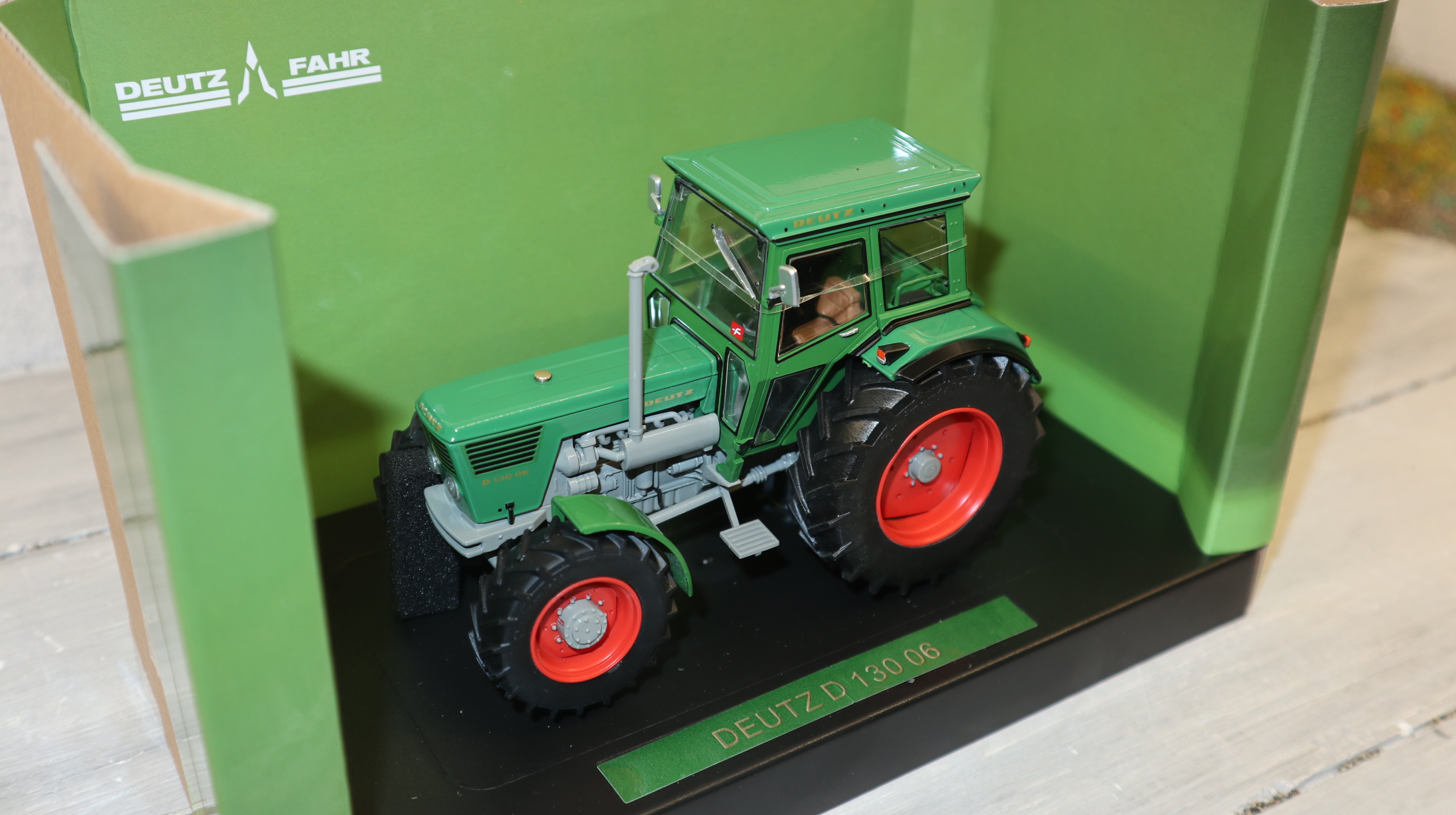 Weise Toys 1006 in 1:32, DEUTZ D 130 06 4WD,  NEU in OVP