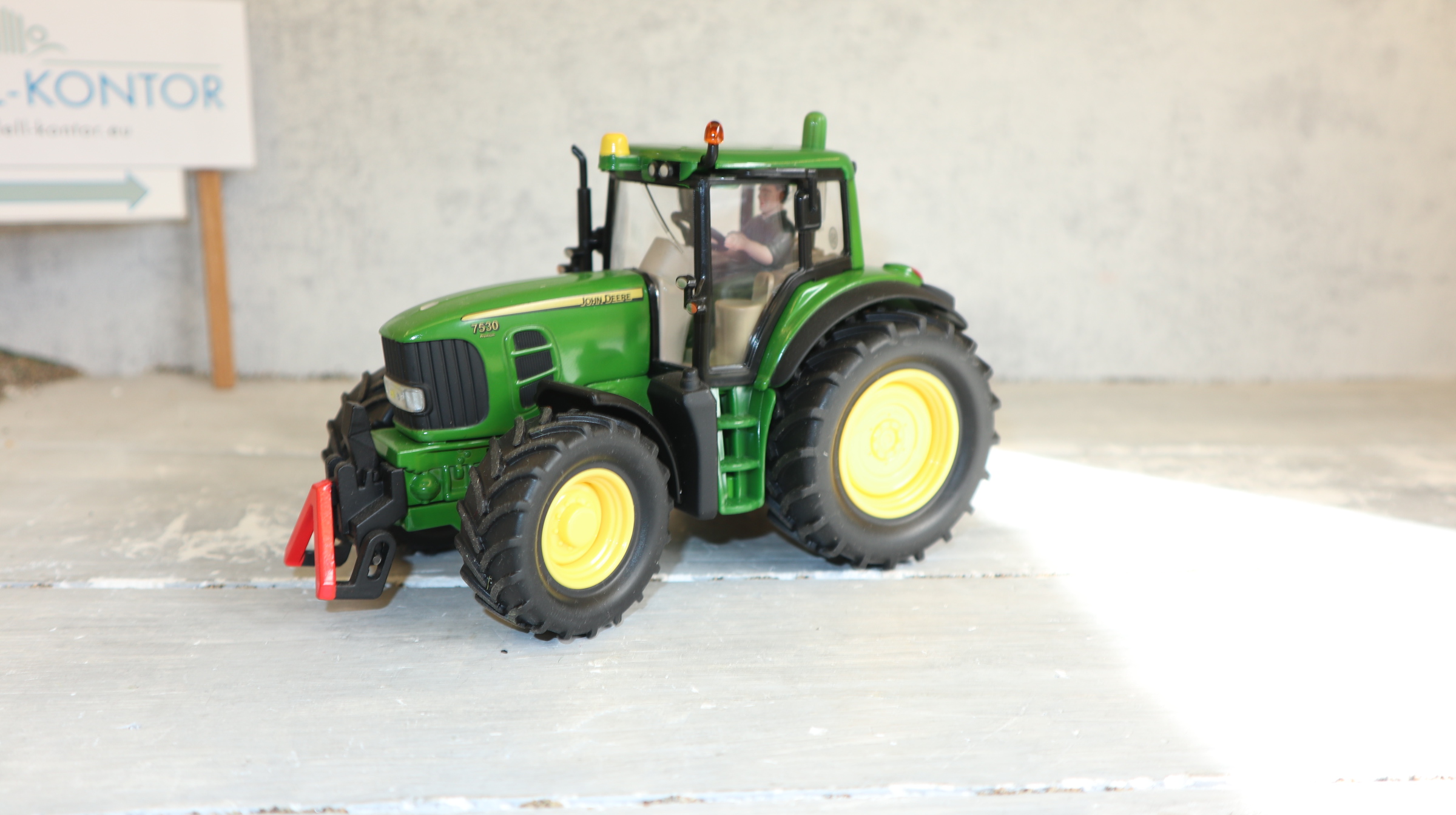 Siku 3262 in 1:32, John Deere 7530, NEU in OVP