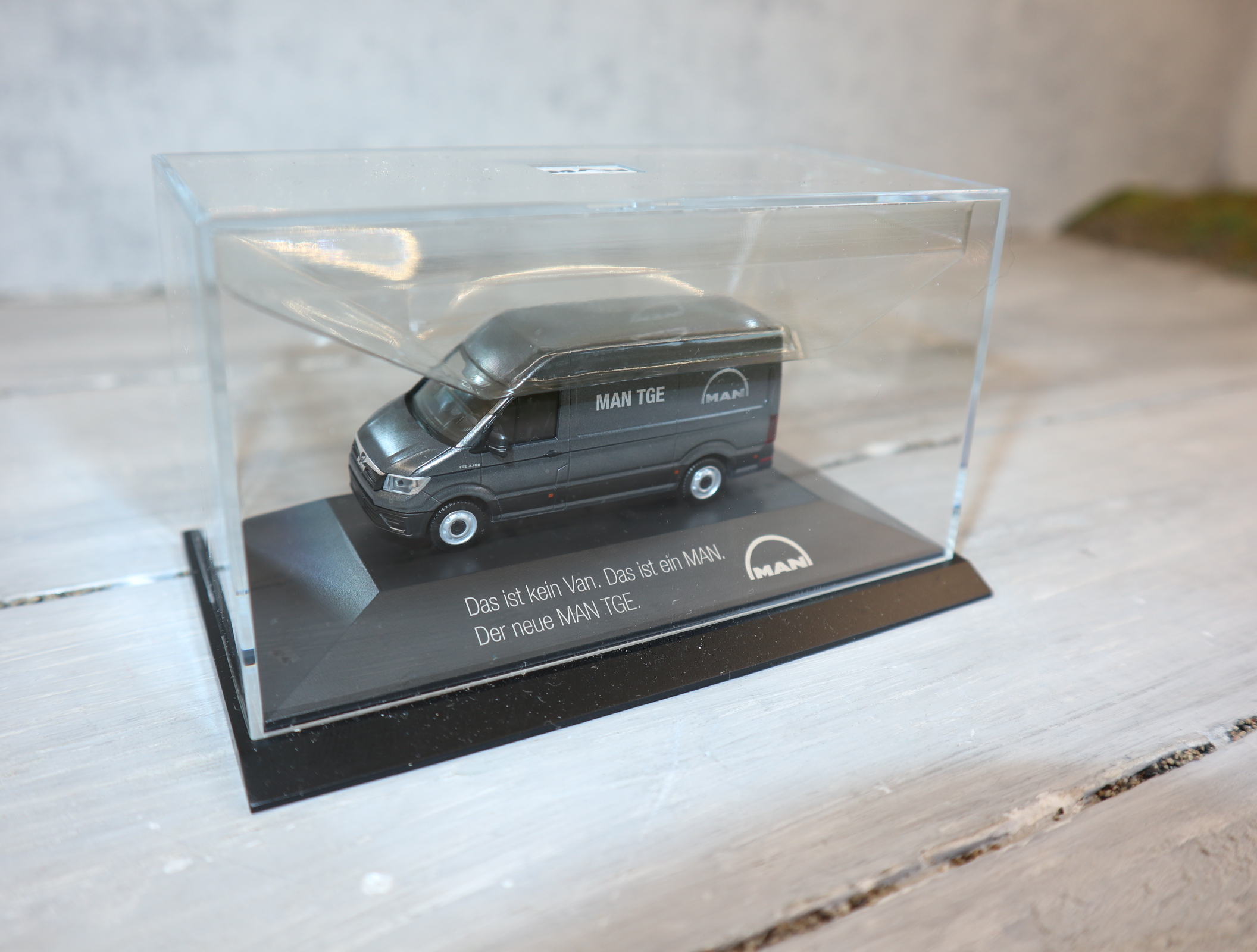 HERPA 1:87 MAN TGE Kastenwagen Werbemodell von MAN zur IAA 2020 Neu in OVP