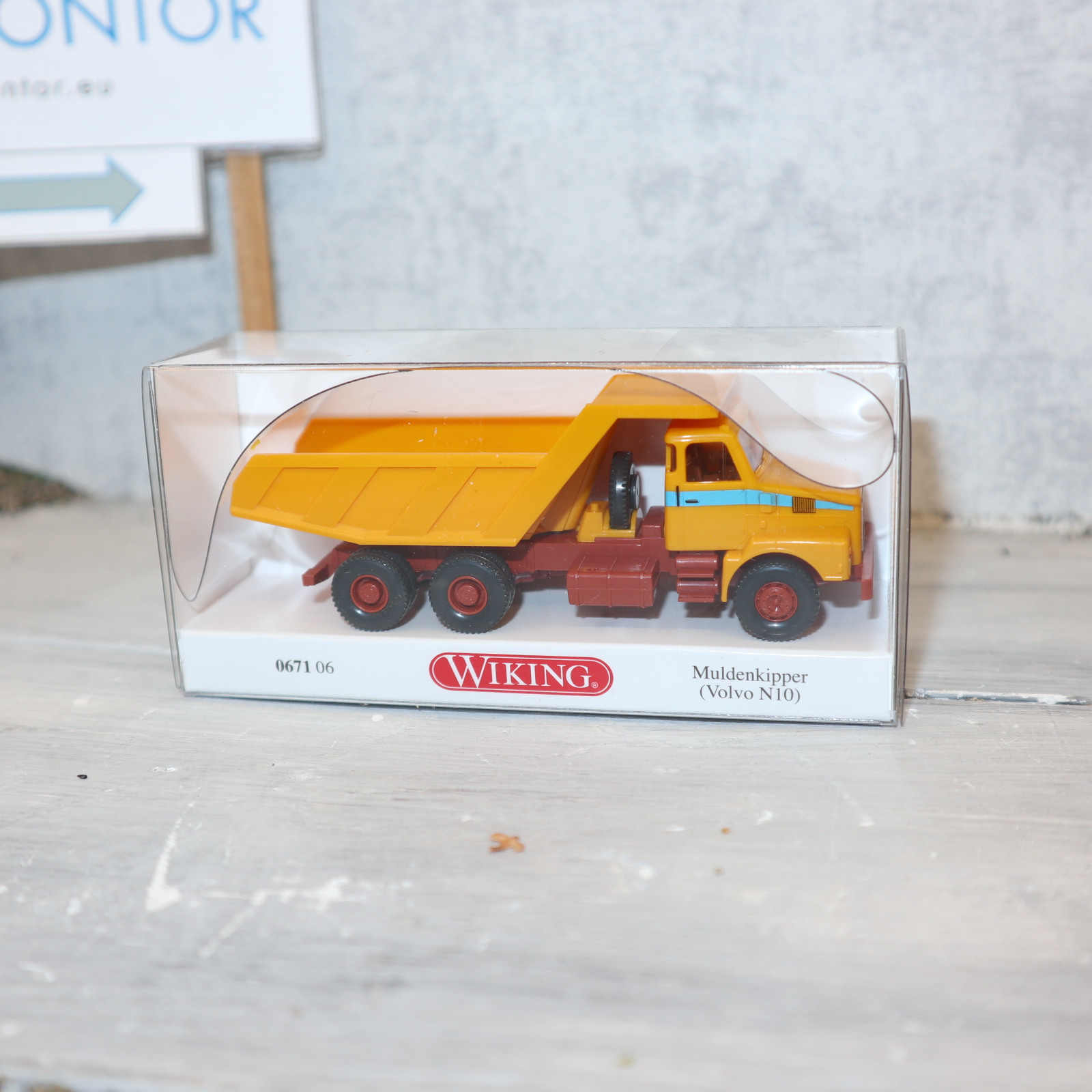 Wiking 067106 1:87 Muldenkipper Volvo N10 orange-weinrot NEU in OVP