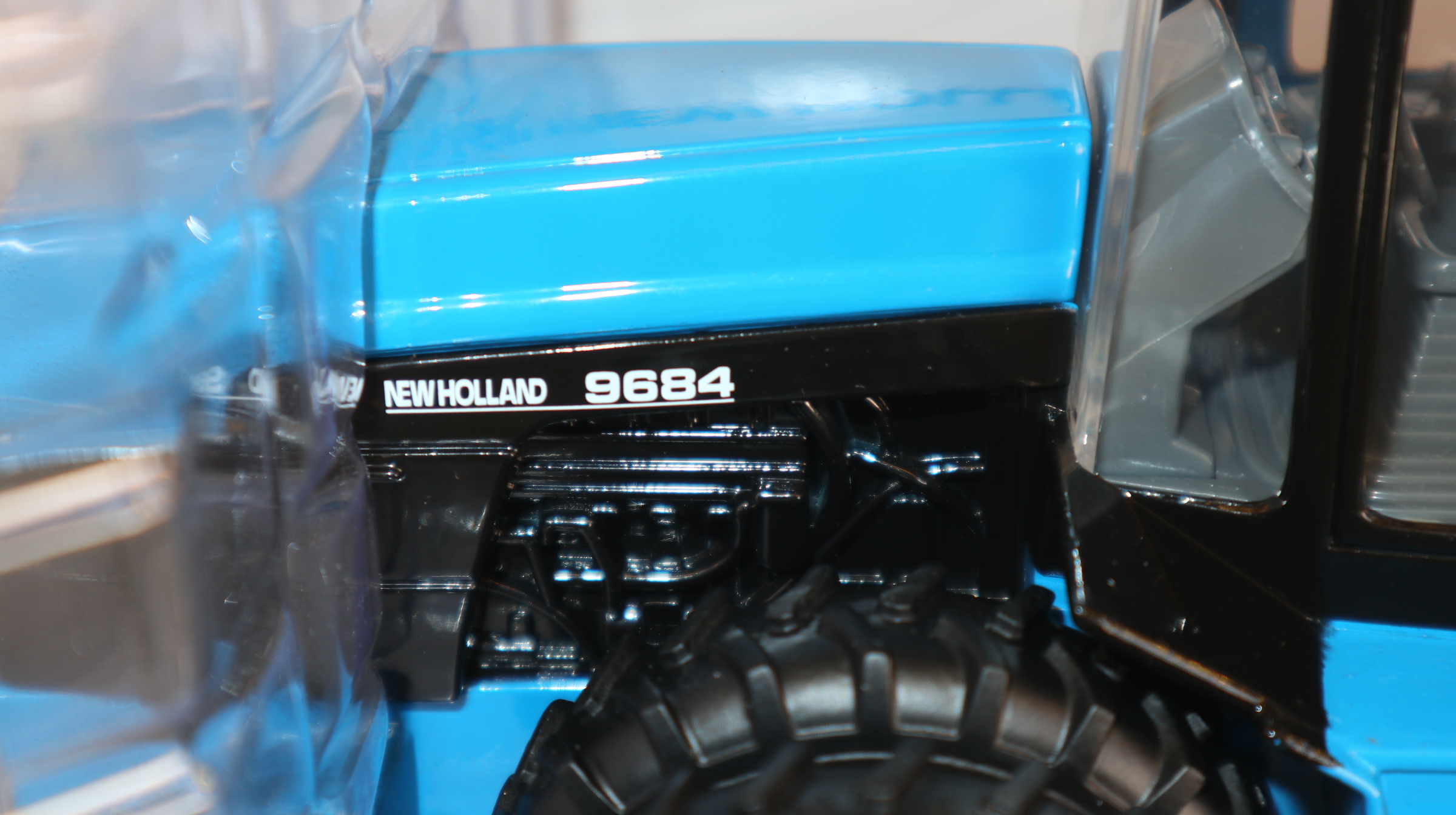 Ertl 61041 in 1:32,  New Holland 9684 Knicklenker, US-Modell, NEU in OVP