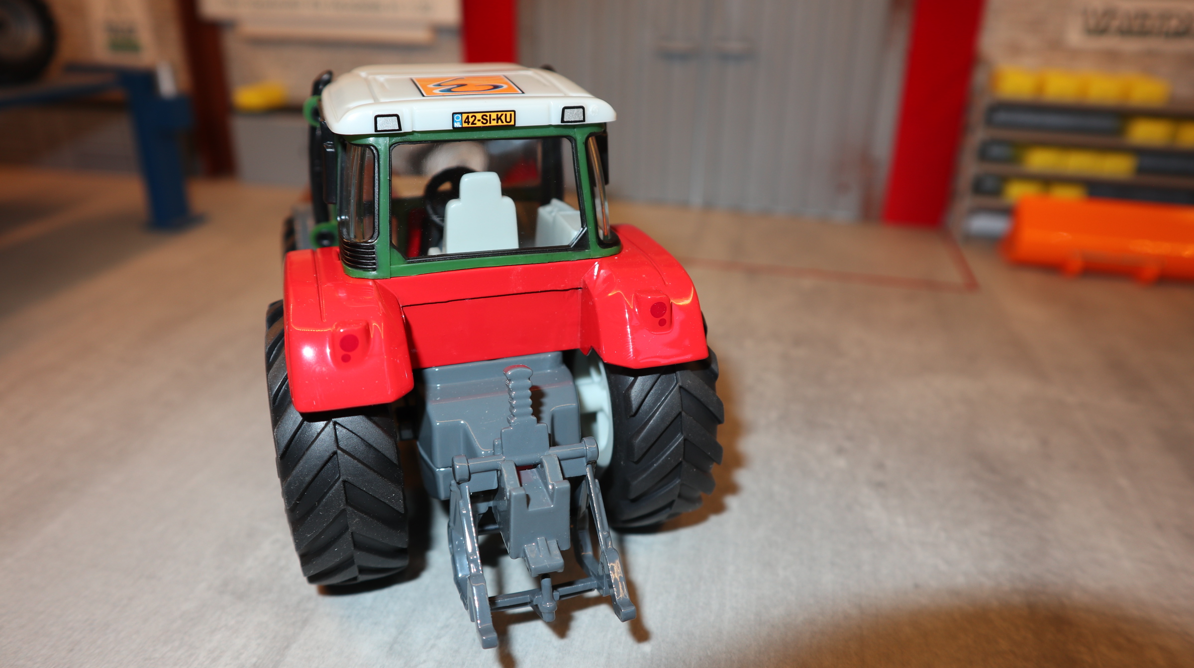 Siku 2965 in 1:32, Fendt 716 V.O.F. Lohnbetrieb Dannenberg NL, NEU in OVP