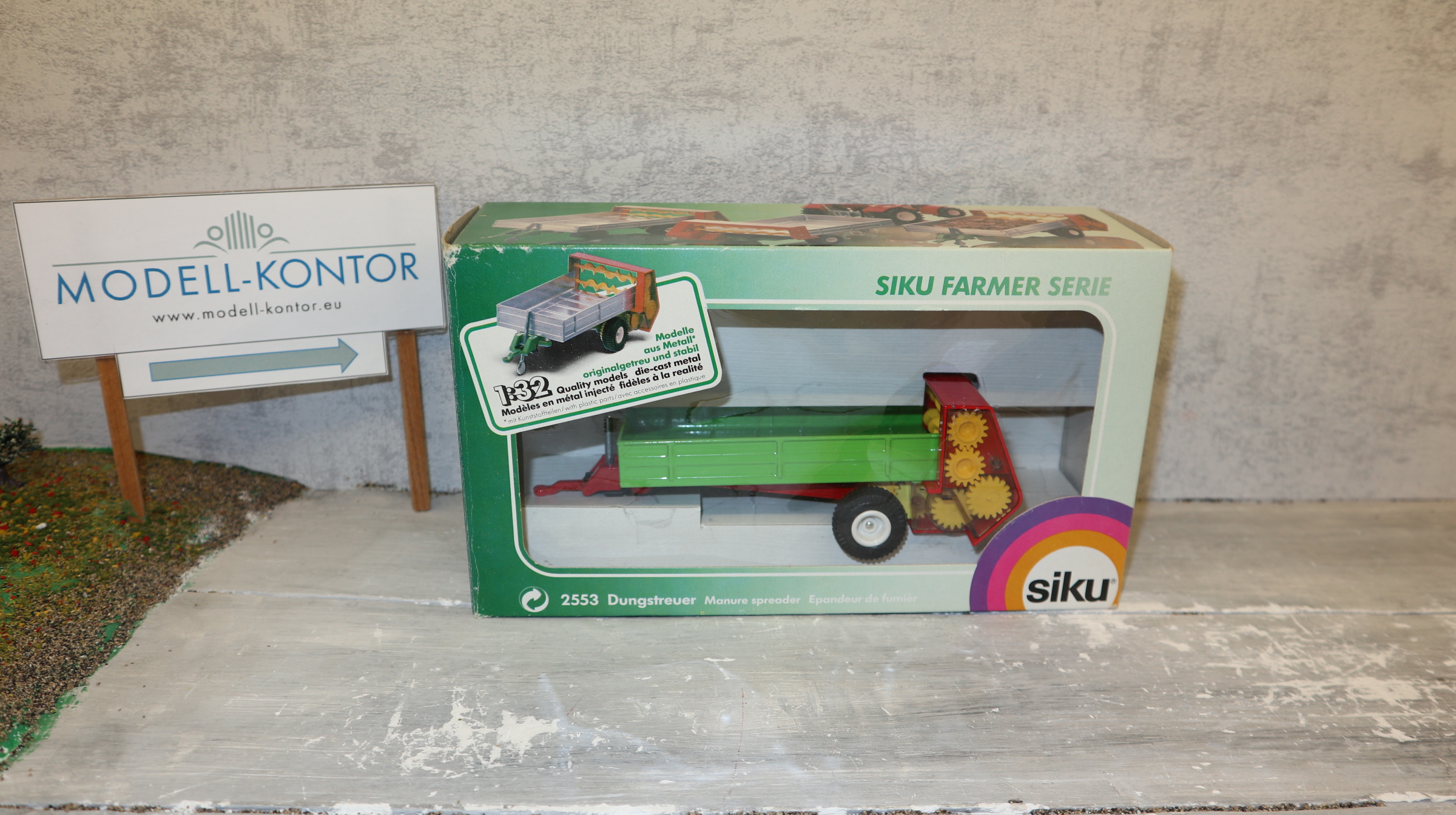 Siku 2553 in 1:32, Miststreuer Version 2, NEU in OVP
