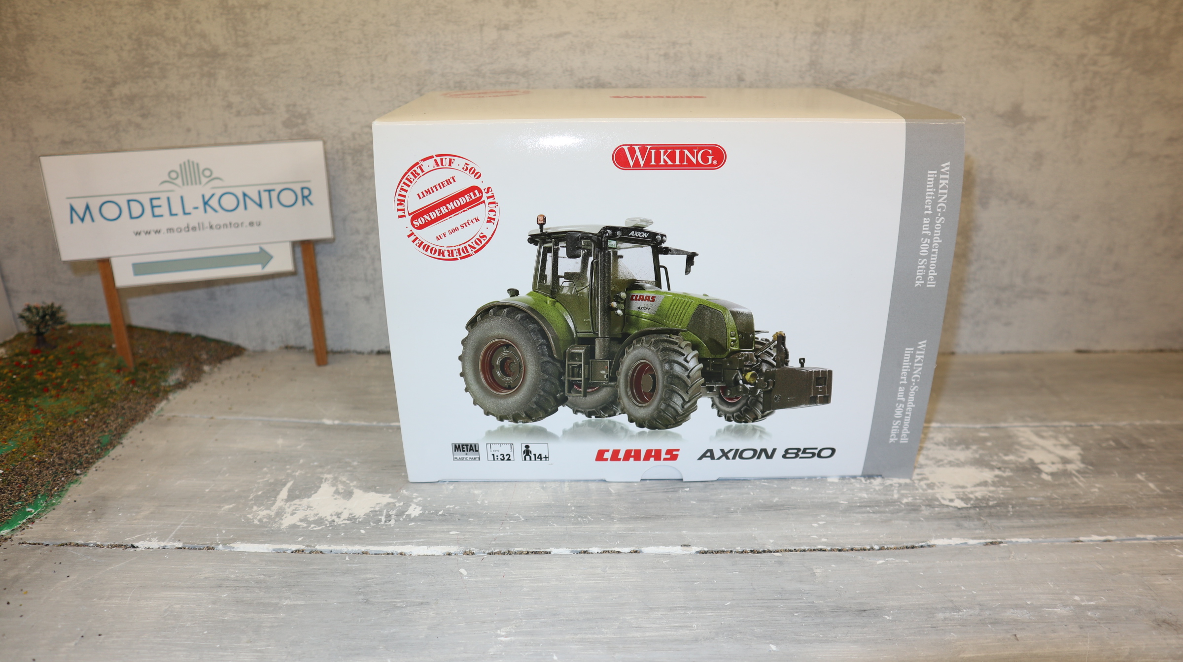 Wiking 877356 in 1:32,  Claas Axion 850 DIRTY, NEU in OVP
