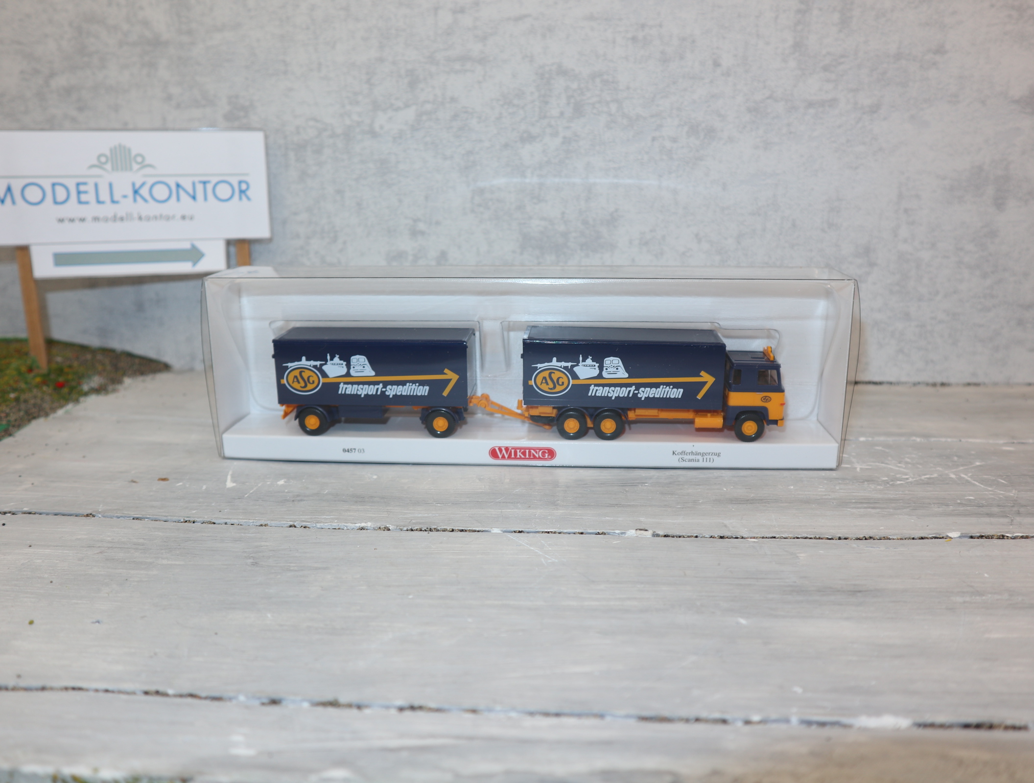 Wiking 045703 in 1:87,  ASG Koffersattelzug Scania 111, NEU in OVP