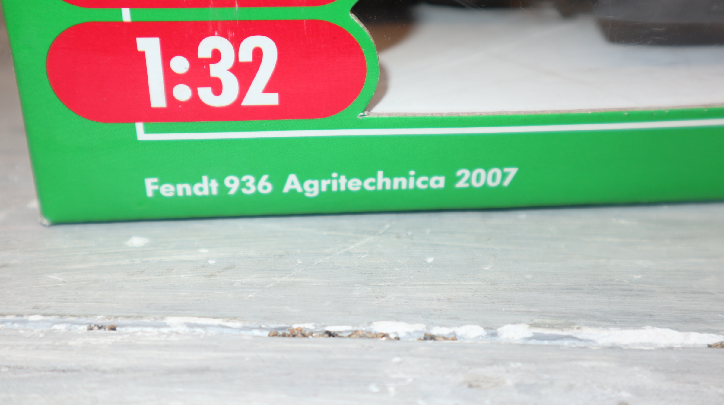 Siku 3258 in 1:32, Fendt 936 mit Zwilling + Drilling-Reifen, NEU in OVP