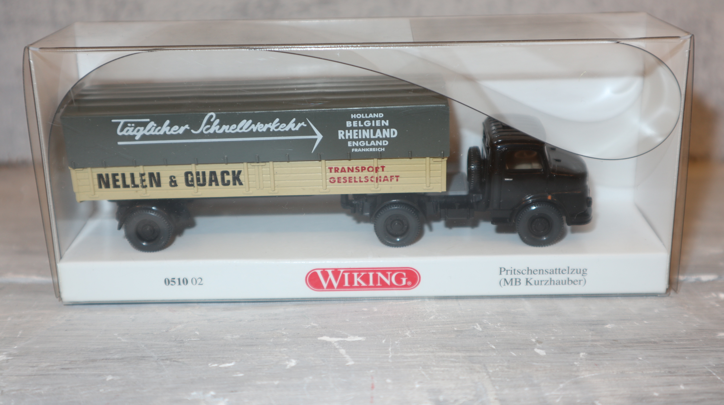 Wiking 051002 in 1:87, MB Kurzhauber Pritschensattelzug NELLEN & QUACK, NEU in OVP