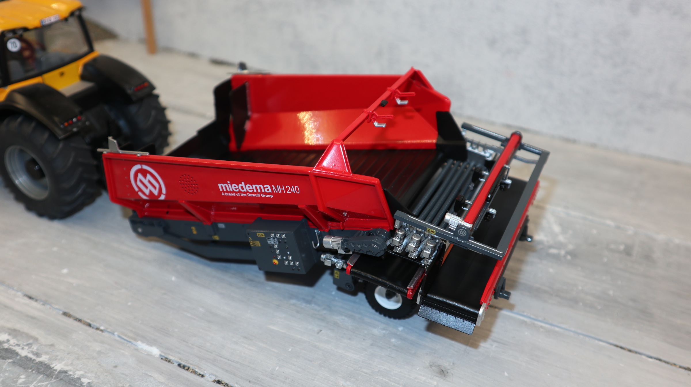 AT Collections AT3200134 in 1:32,  Sturzbunker MIDEMA MH 240,  NEU in OVP