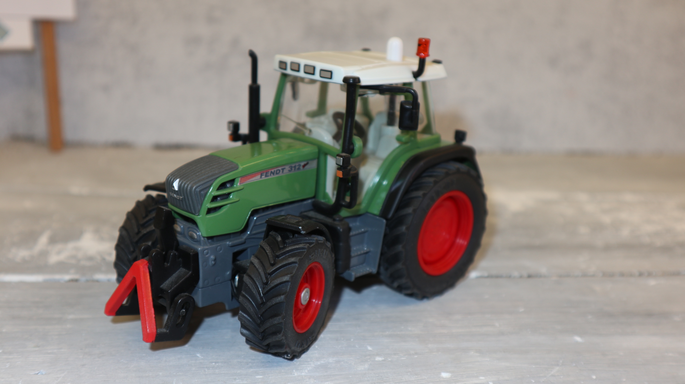 Siku 3056 in 1:32, Fendt 312 Vario, NEU in OVP