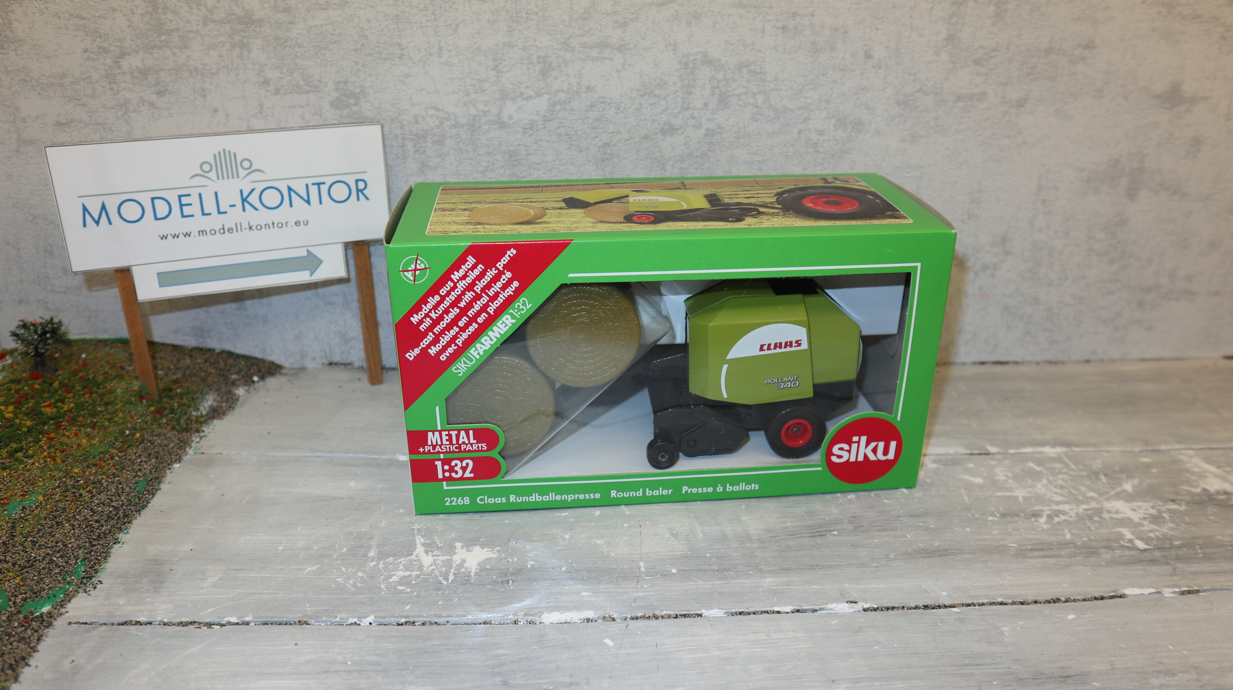 SIKU 2268 in 1:32, Claas Rollant 340 Rundballenpresse, NEU in OVP