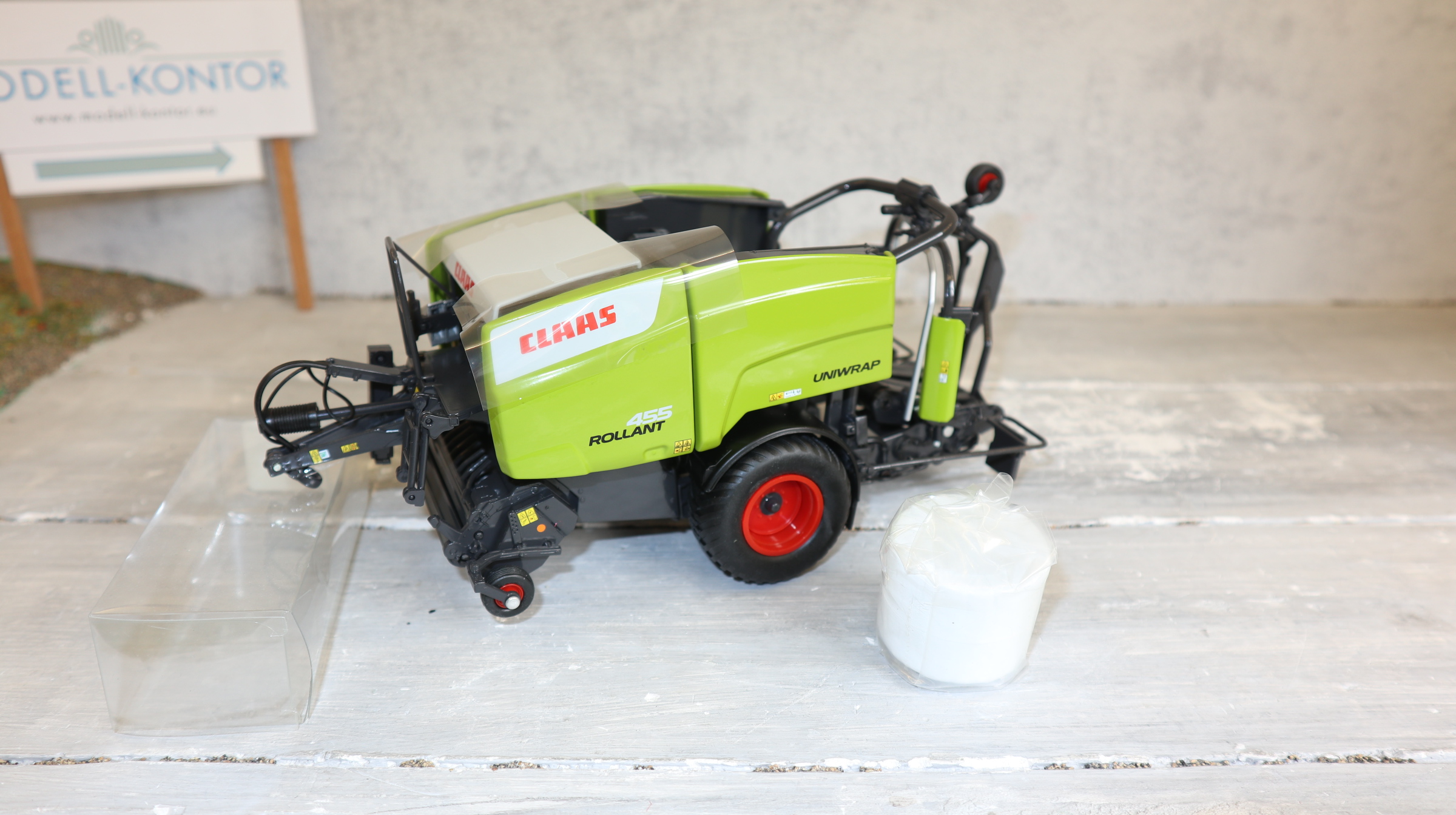 WIKING 077320 in 1:32, Claas Rollant 455 Ballenpresse NEU in OVP