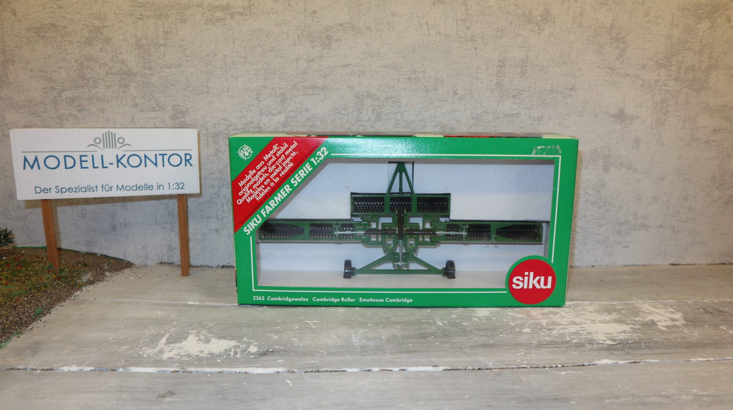 Siku 2263 in 1:32,  Cambridwalze dunkelgrün, Sondermodell AMAZONE aus 2002, NEU in OVP