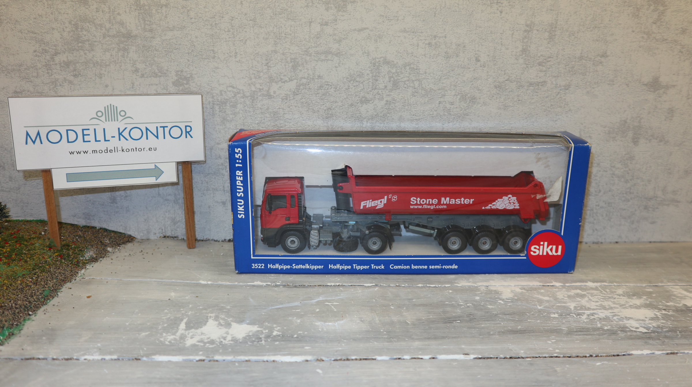 Siku 3522 in 1:55, Halfpipe Sattelkipper MAN rot Fliegl "Stone Master", NEU in OVP