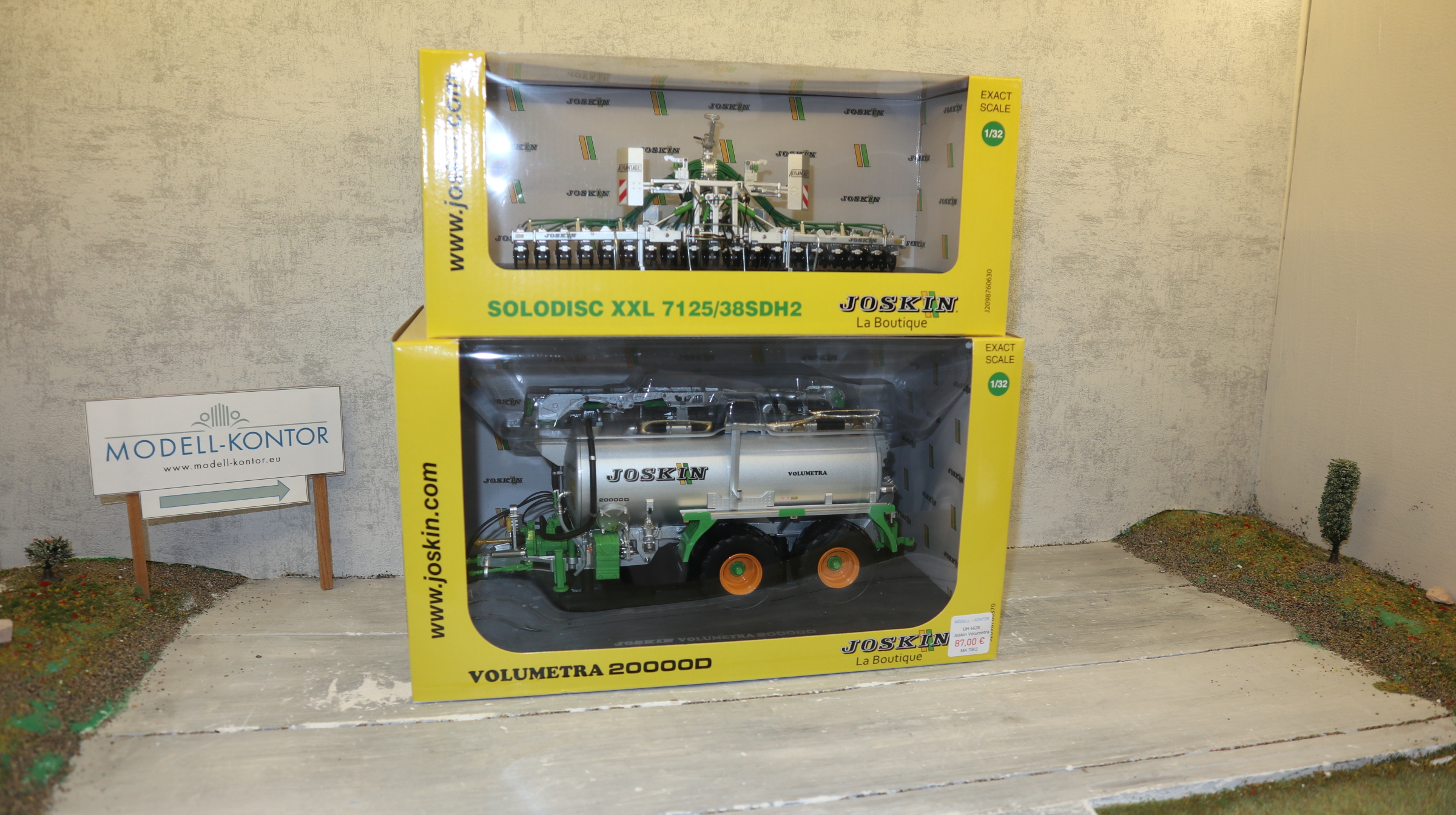 Set UH 6628+ 6791 in 1:32, JOSKIN Güllefass silber mit Grubber, NEU in OVP