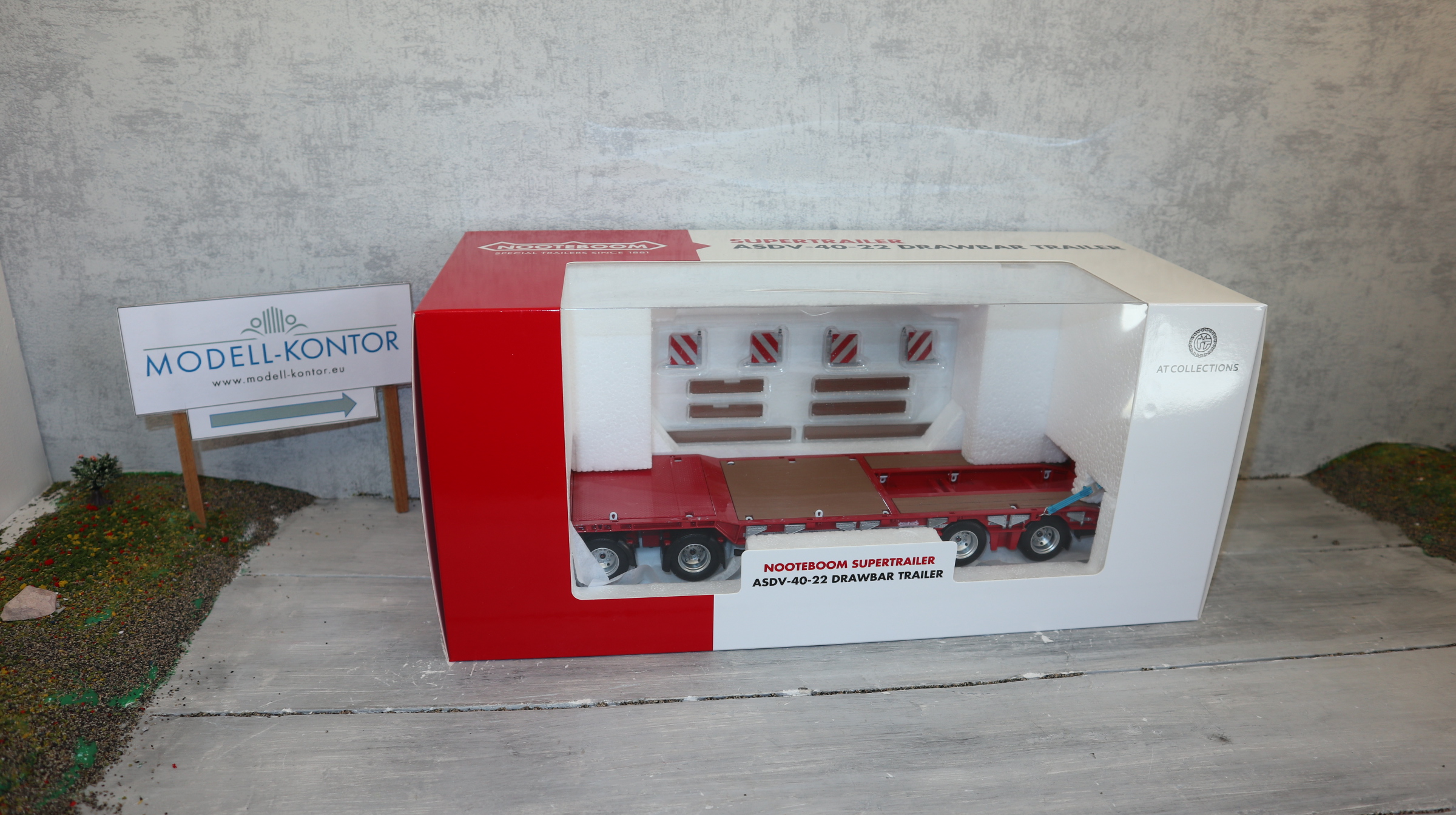 AT Collections 3200139 1:32, NOOTEBOOM ROT 4-Achs-Anhänger ASDV-40, NEU in OVP