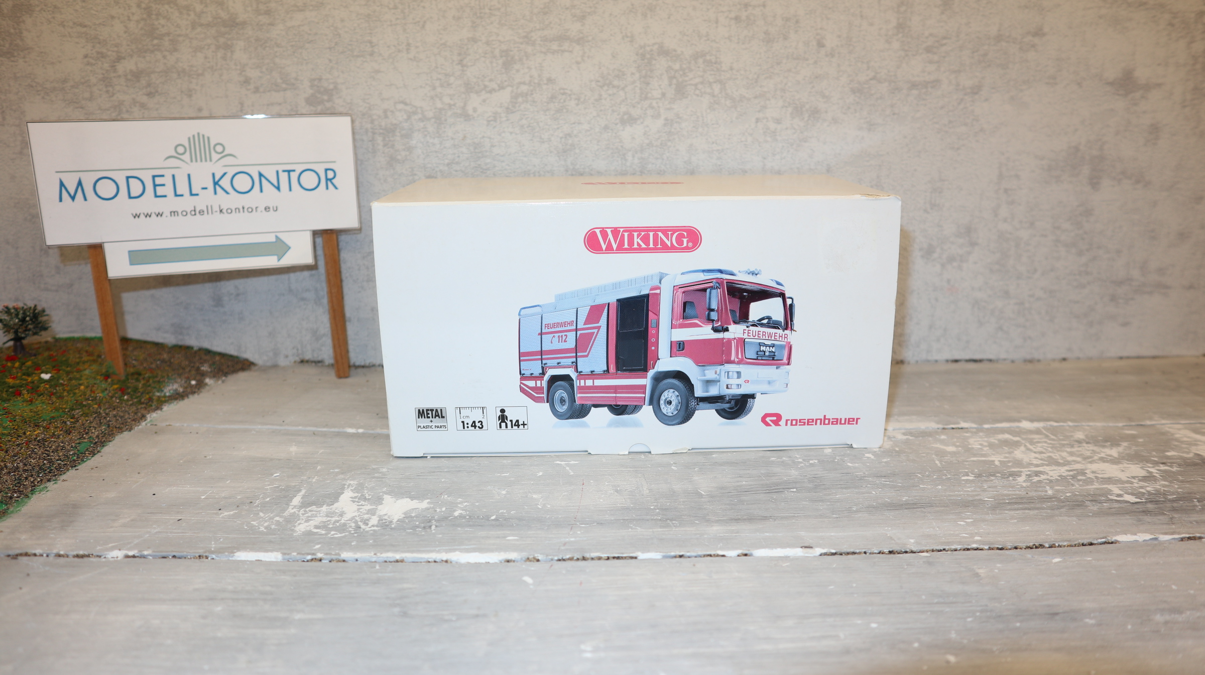 Wiking 043197 in 1:43, MAN TGM mit Aufbau Rosenbauer AT