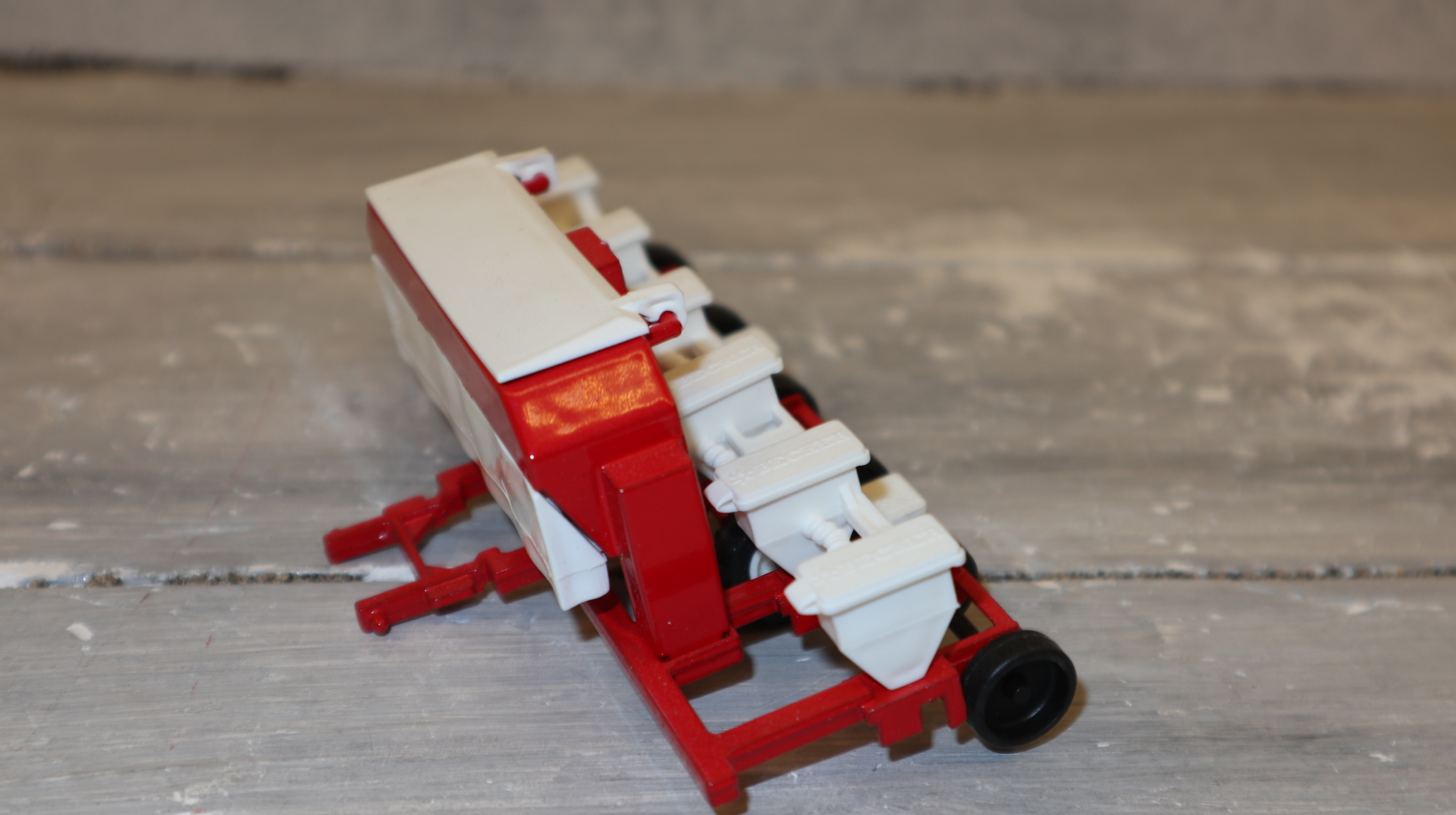 Siku 2260 in 1:32, Einzelkornsähmaschine , NEU in OVP