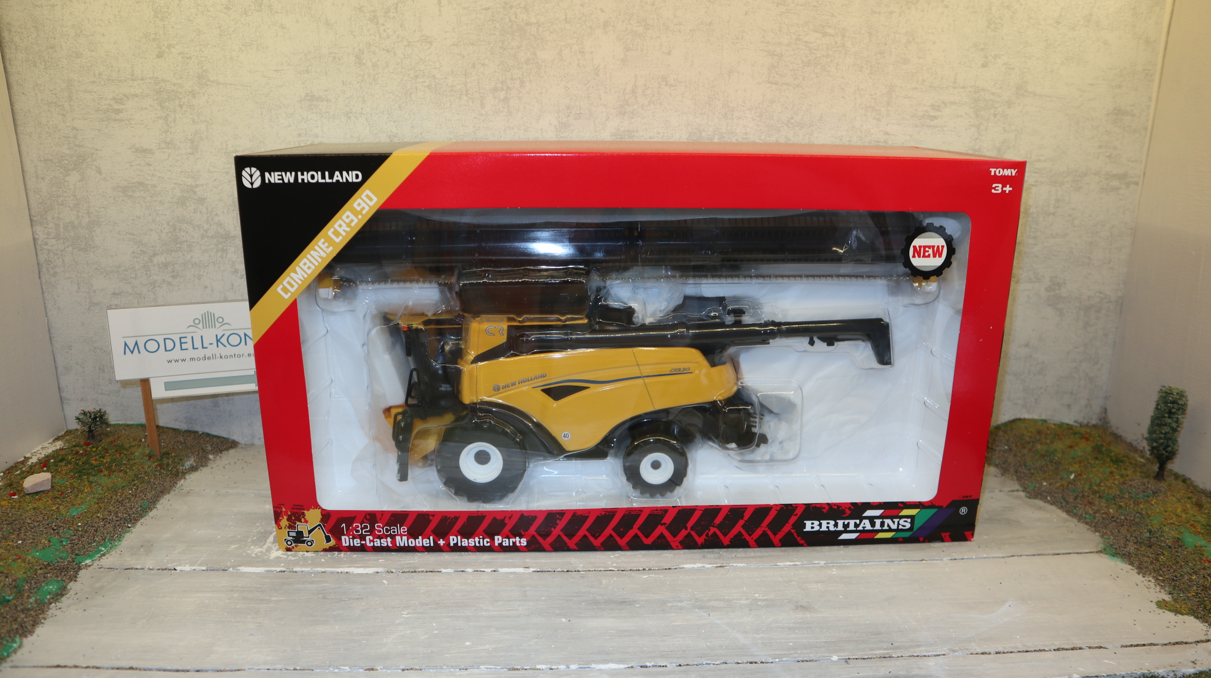 Britains 43332 in 1:32,  New Holland CR.9.90 Mähdrescher,  NEU in OVP