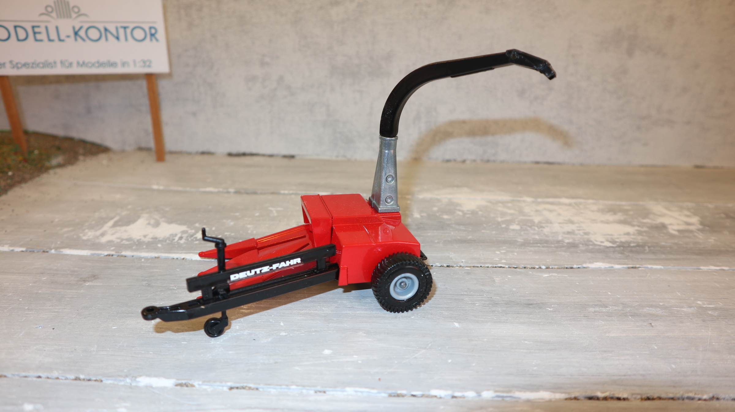 Siku 2256 in 1:32, Deutz Feldhäcksler Version 1, NEU in OVP