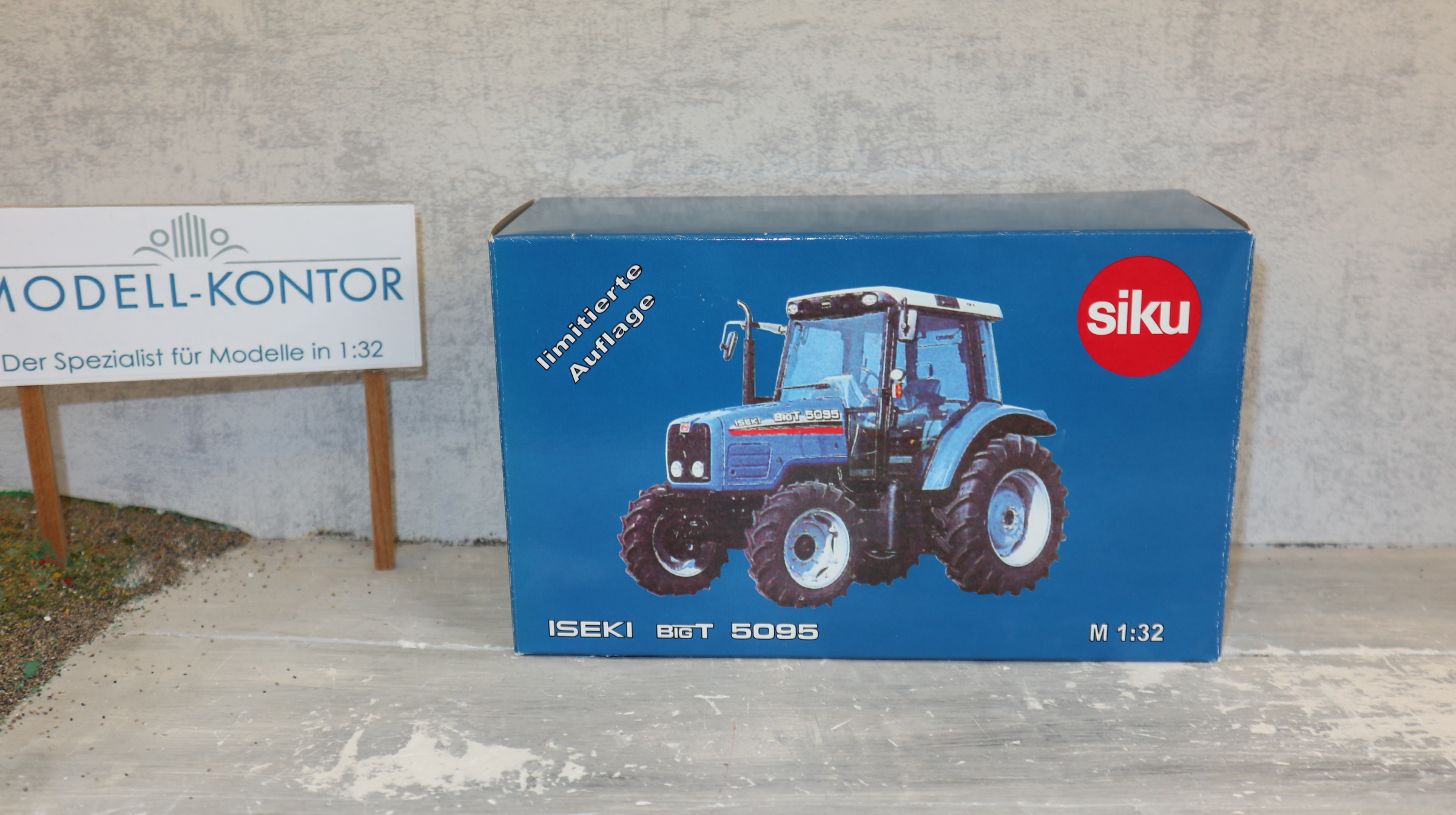 Siku 3051 in 1:32, ISEKI Big T 5095 aus Japan, NEU in OVP