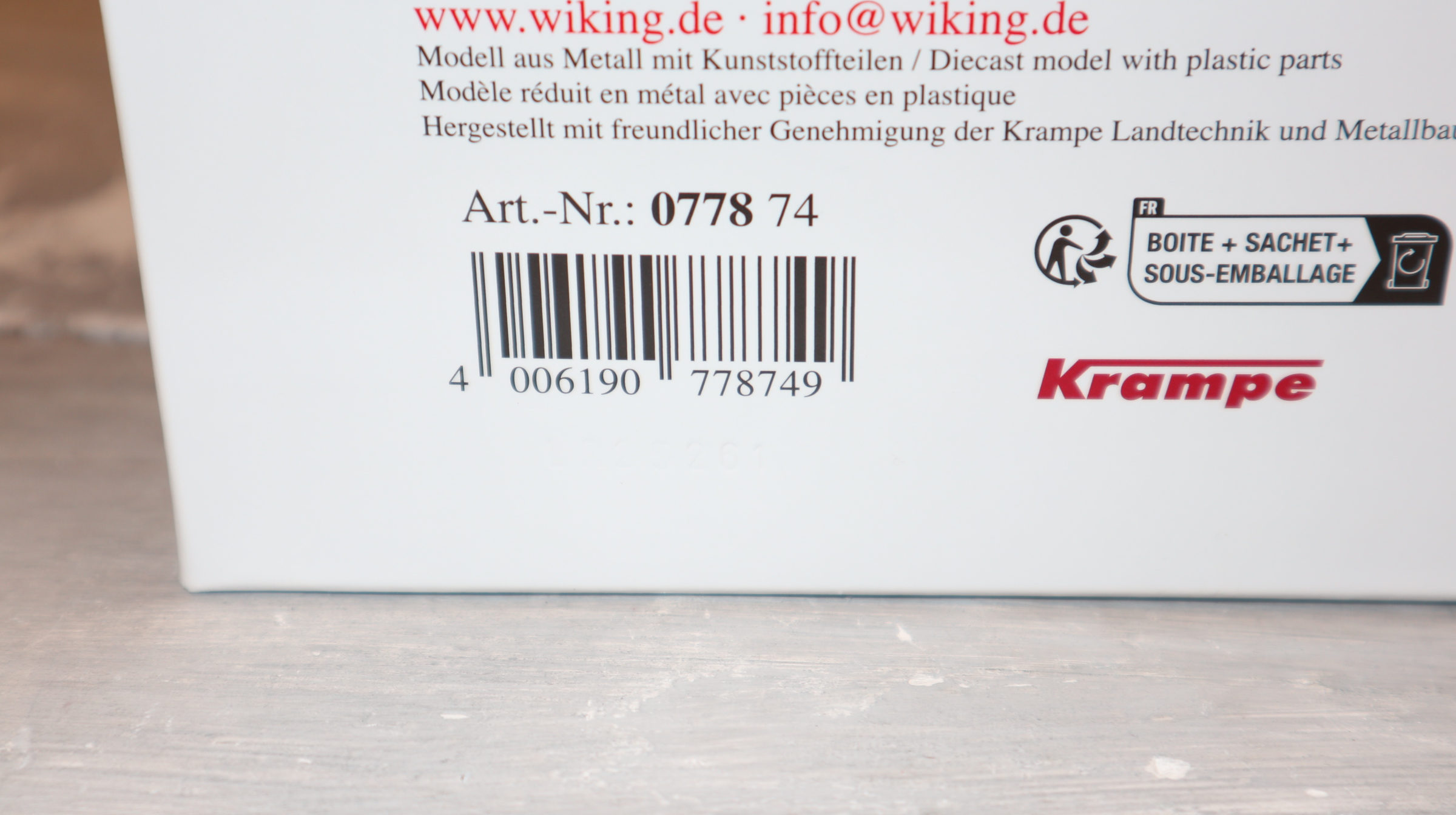 Wiking 077874 in 1:32, Krampe Big Body 650 Black-Edition 2025 NEU in OVP