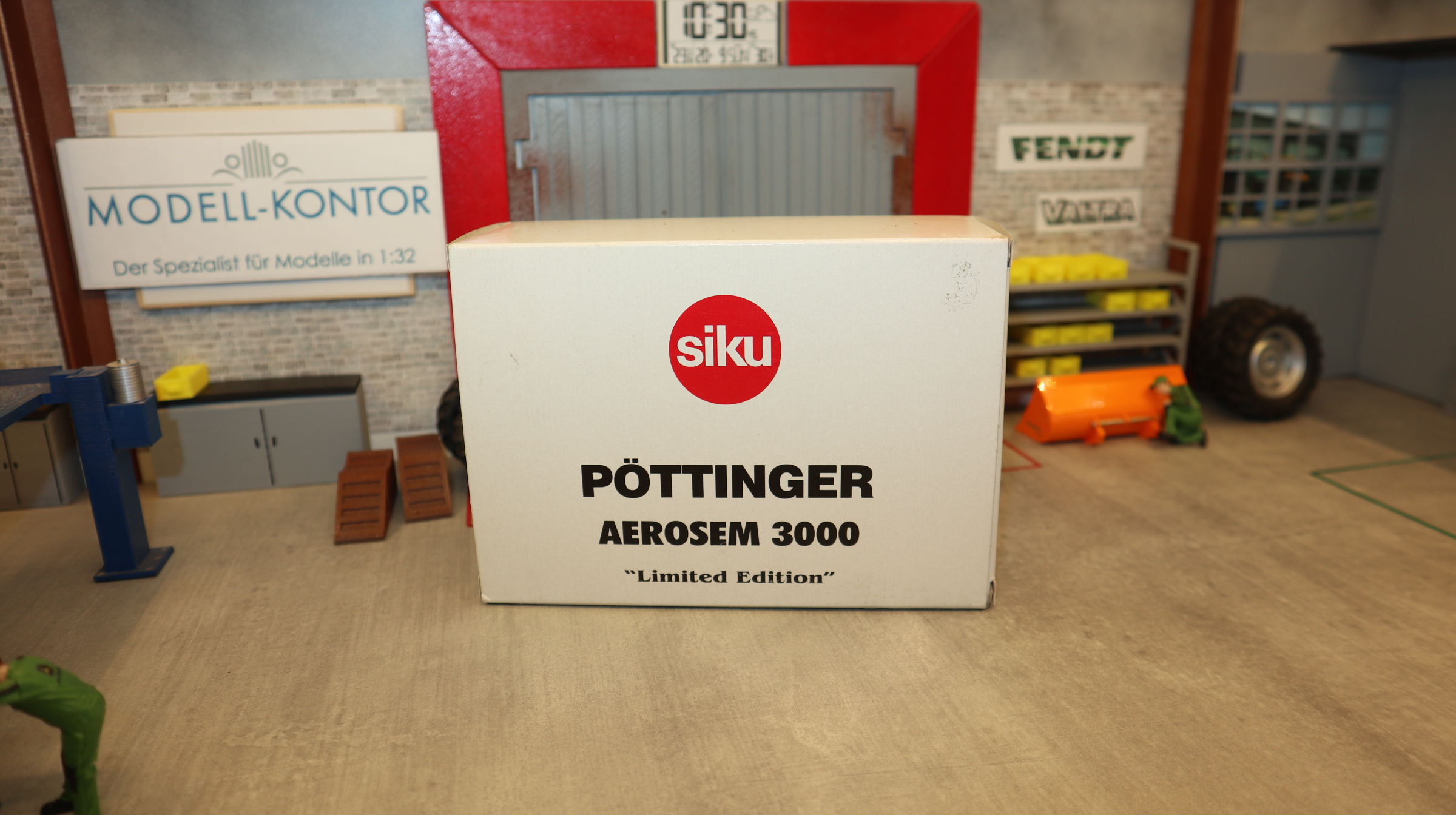 Siku 2261 in 1:32, Saatdrillmaschine PÖTTINGER Sondermodell, NEU in OVP
