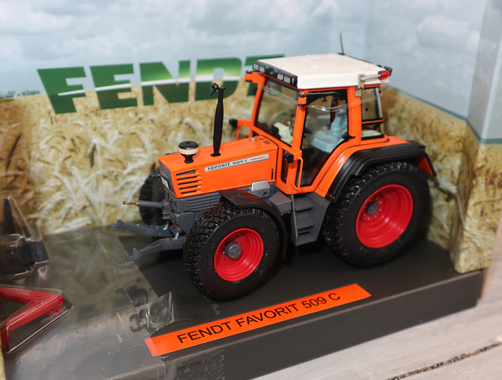Weise-Toys 1111 Fendt 509 C Kommunal, NEU in OVP