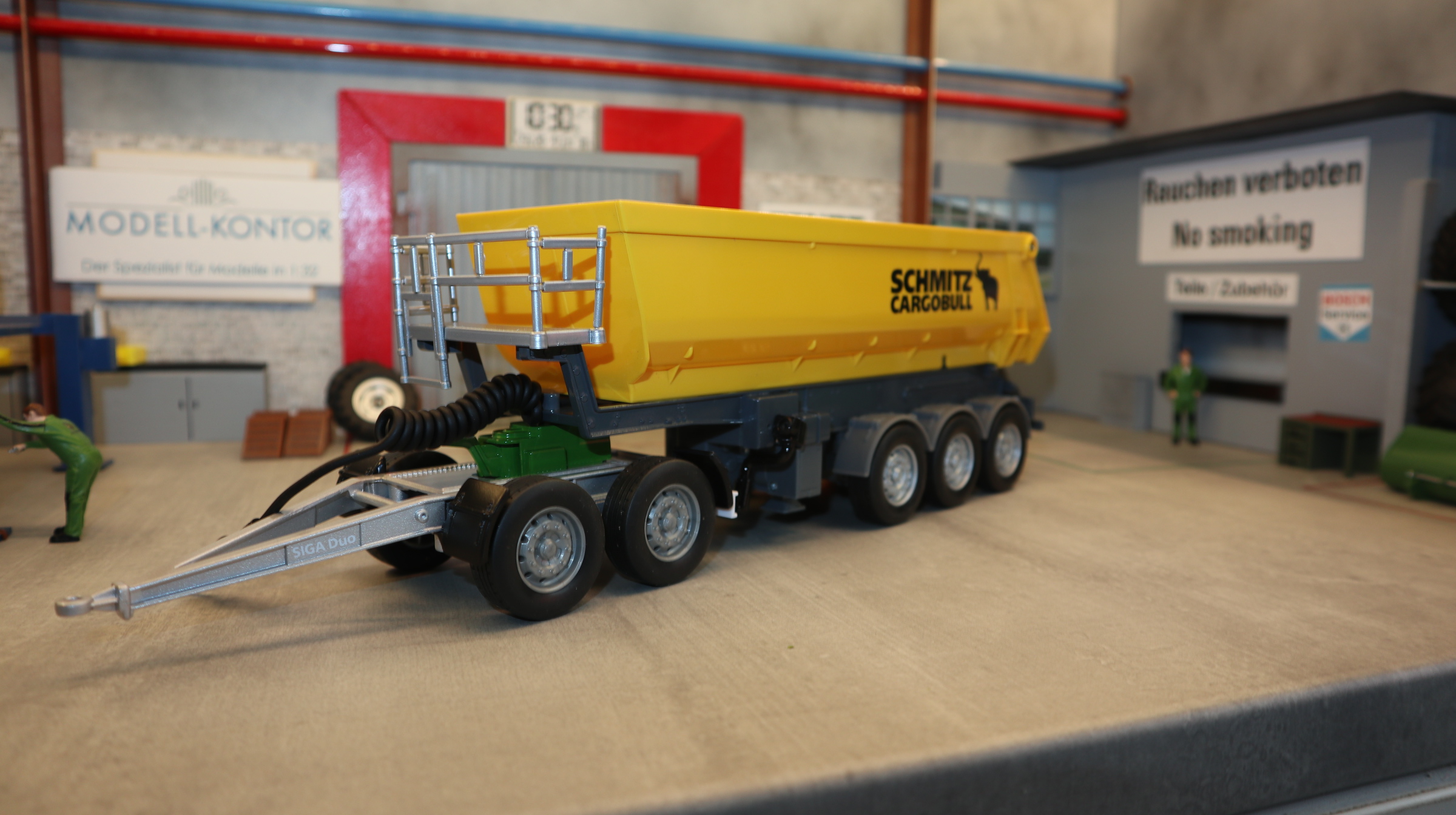 Siku 6734 + 2887 als Set in 1:32,  Kipper gelb Control mit SIGA Dolly silber-grün NEU in OVP
