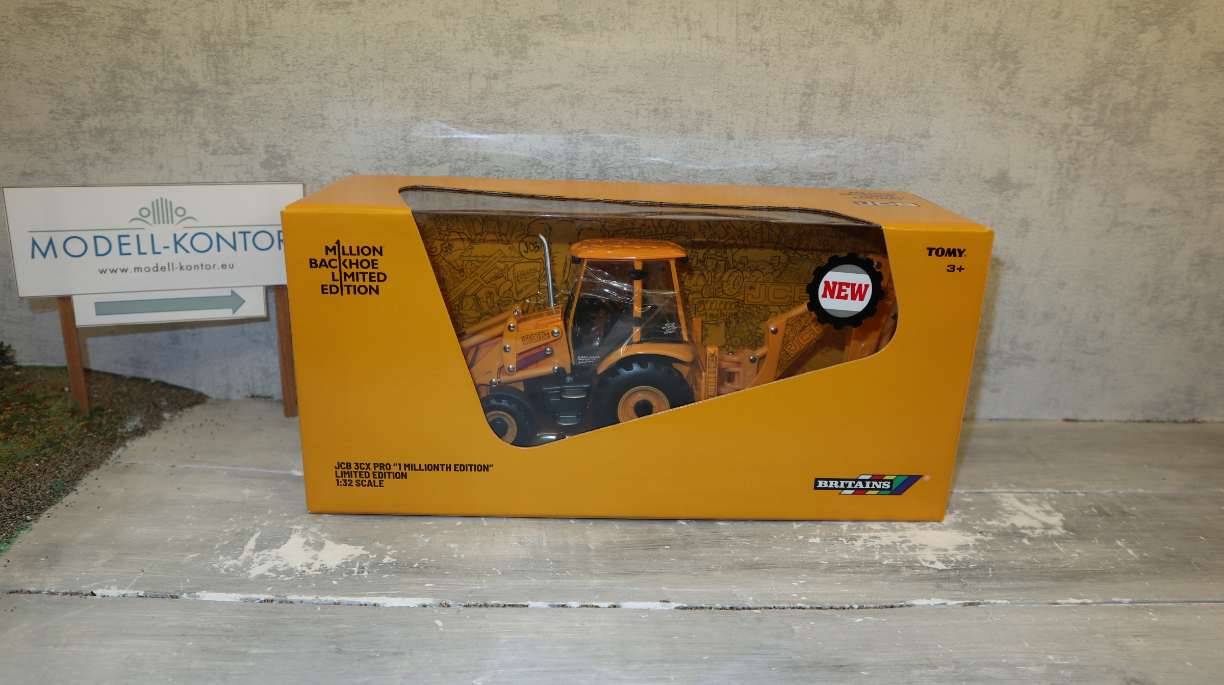 Britains 43411 in 1:32, JCB 3CX Pro "1-Million-Edition", NEU in OVP