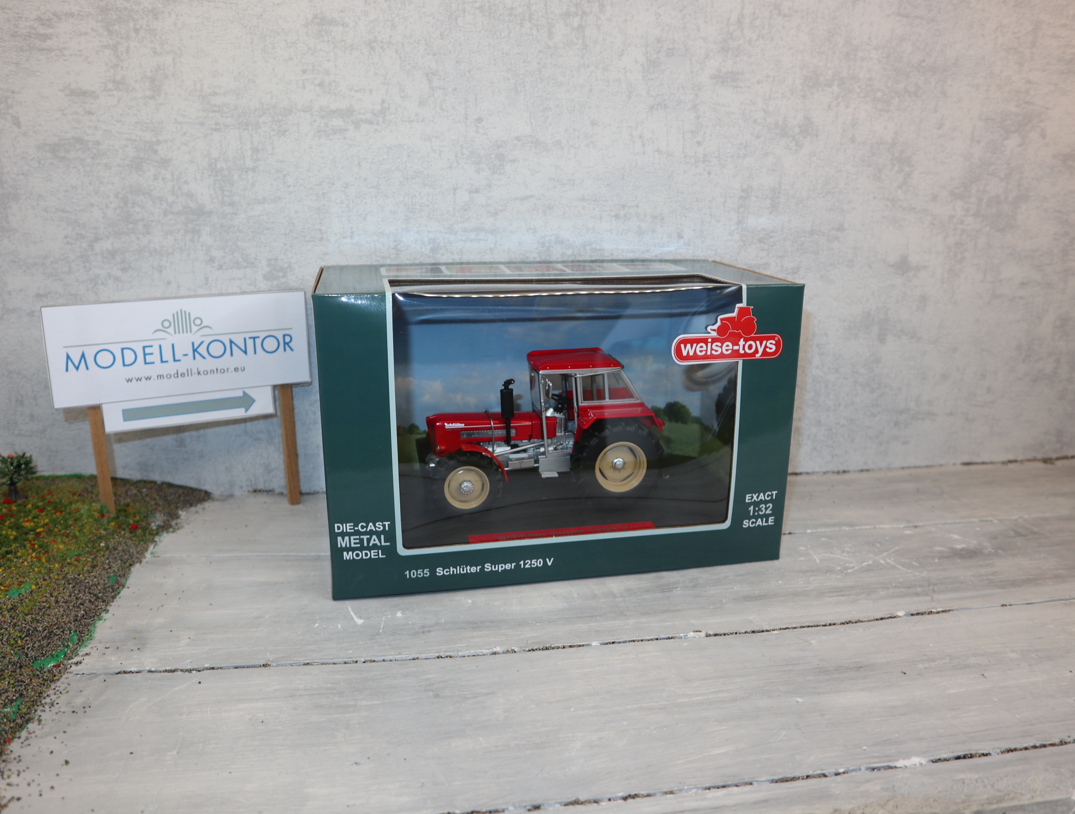 Weise Toys 1055 1:32 Schlüter Super 1250V, NEU in OVP