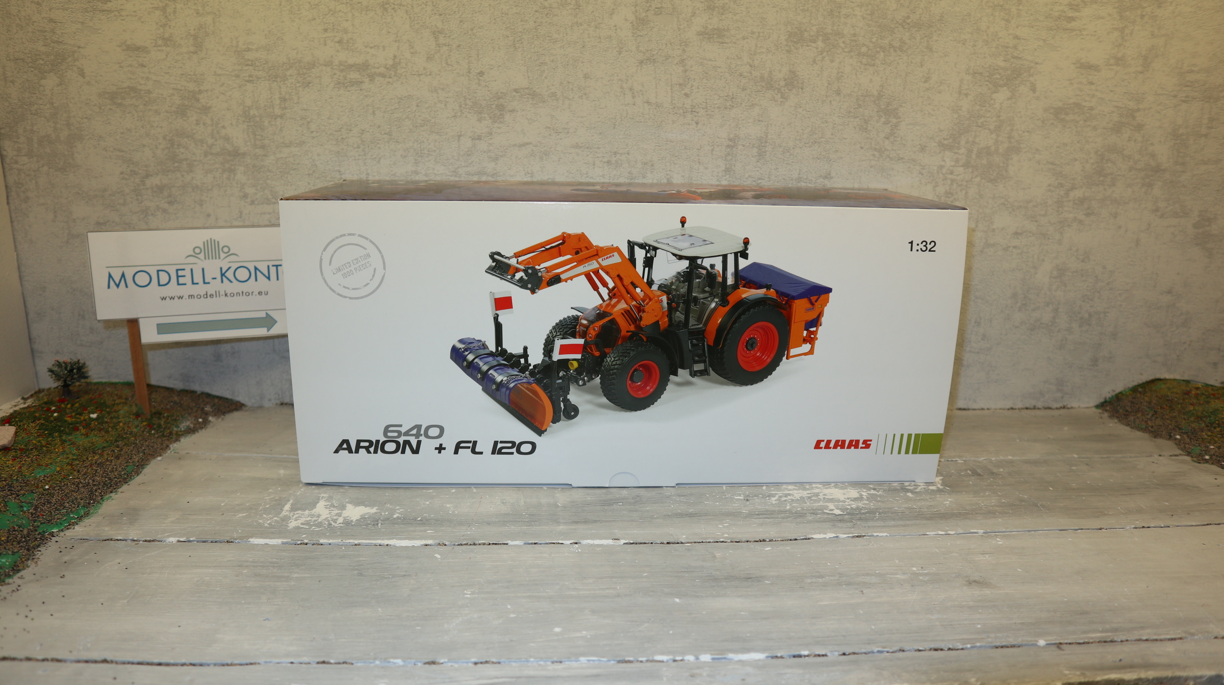 Wiking 0001700610 in 1:32,  Claas Arion 460 mit Frontlader Kommunal, NEU in OVP