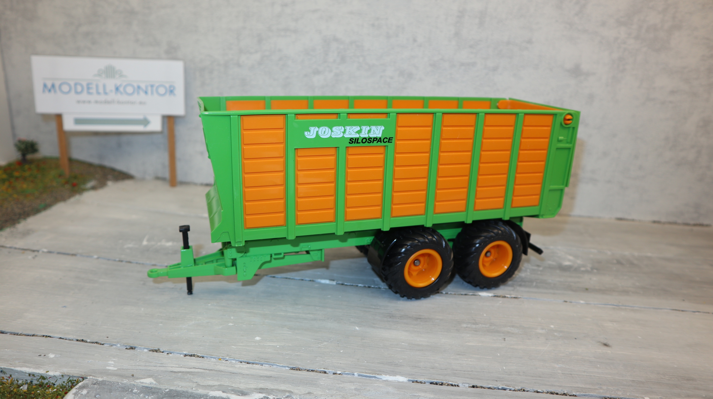 Siku 2873 in 1:32 Silagewagen JOSKIN 2-Achser, NEU in OVP