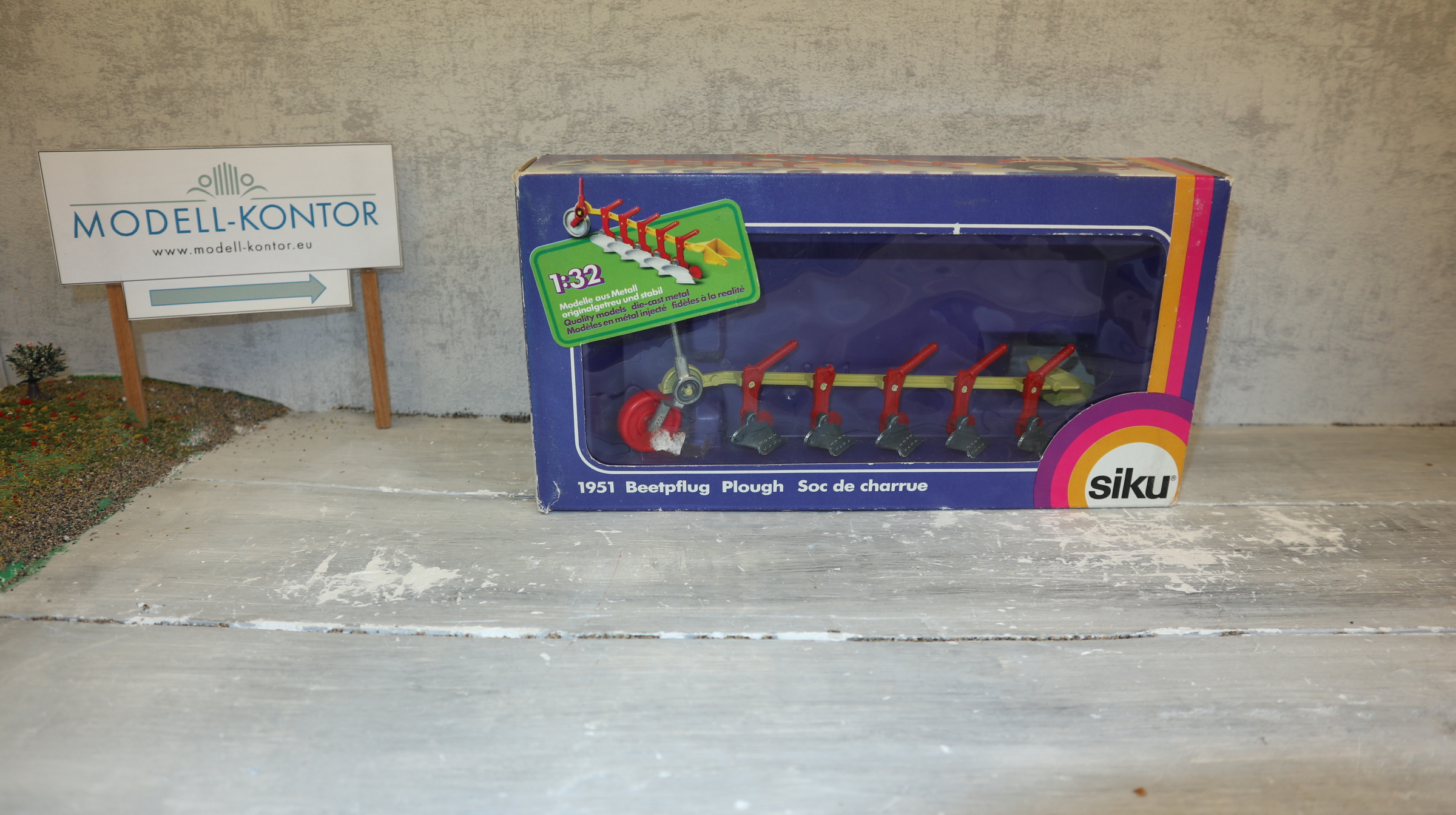 Siku 1951 Beetpflug olivgelb aus 1984-1992, NEU in OVP