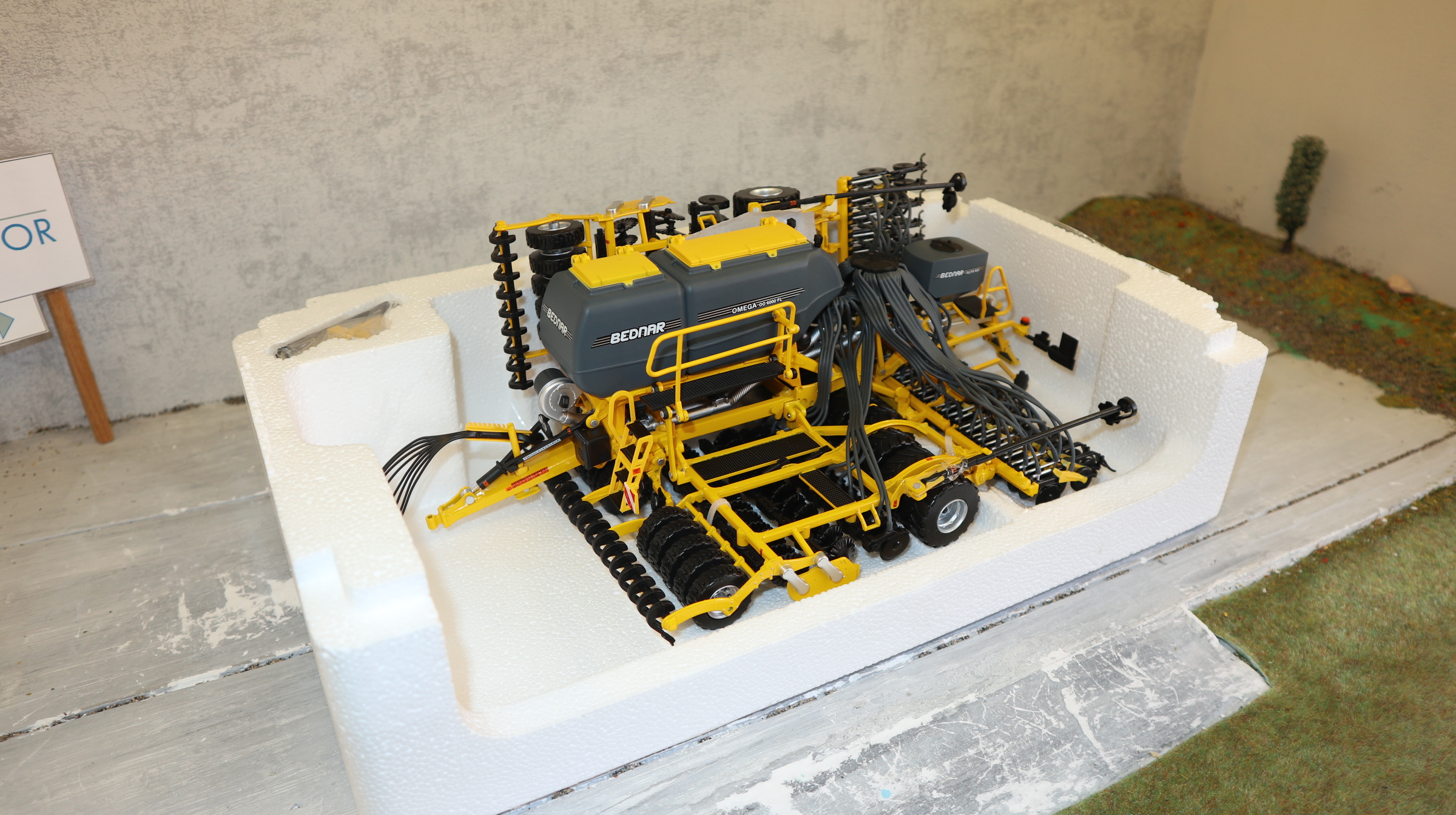 ROS 60253.3 in 1:32, BEDNAR Omega OO 6000 FL Drillmaschine, NEU in OVP