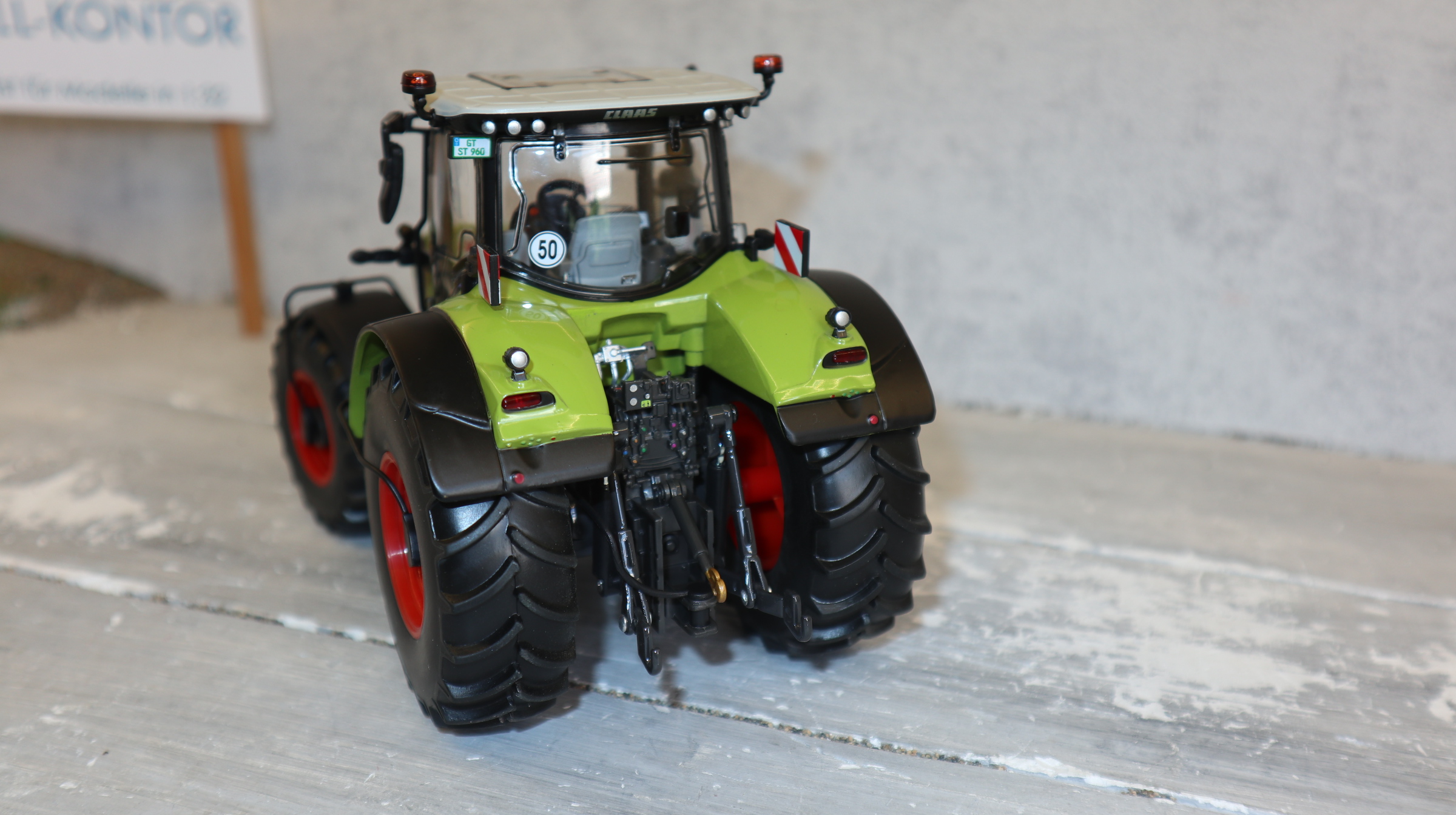 Wiking 02573010 in 1:32,  Claas AXION 960 mit Reifendruckregelanlage, NEU in OVP