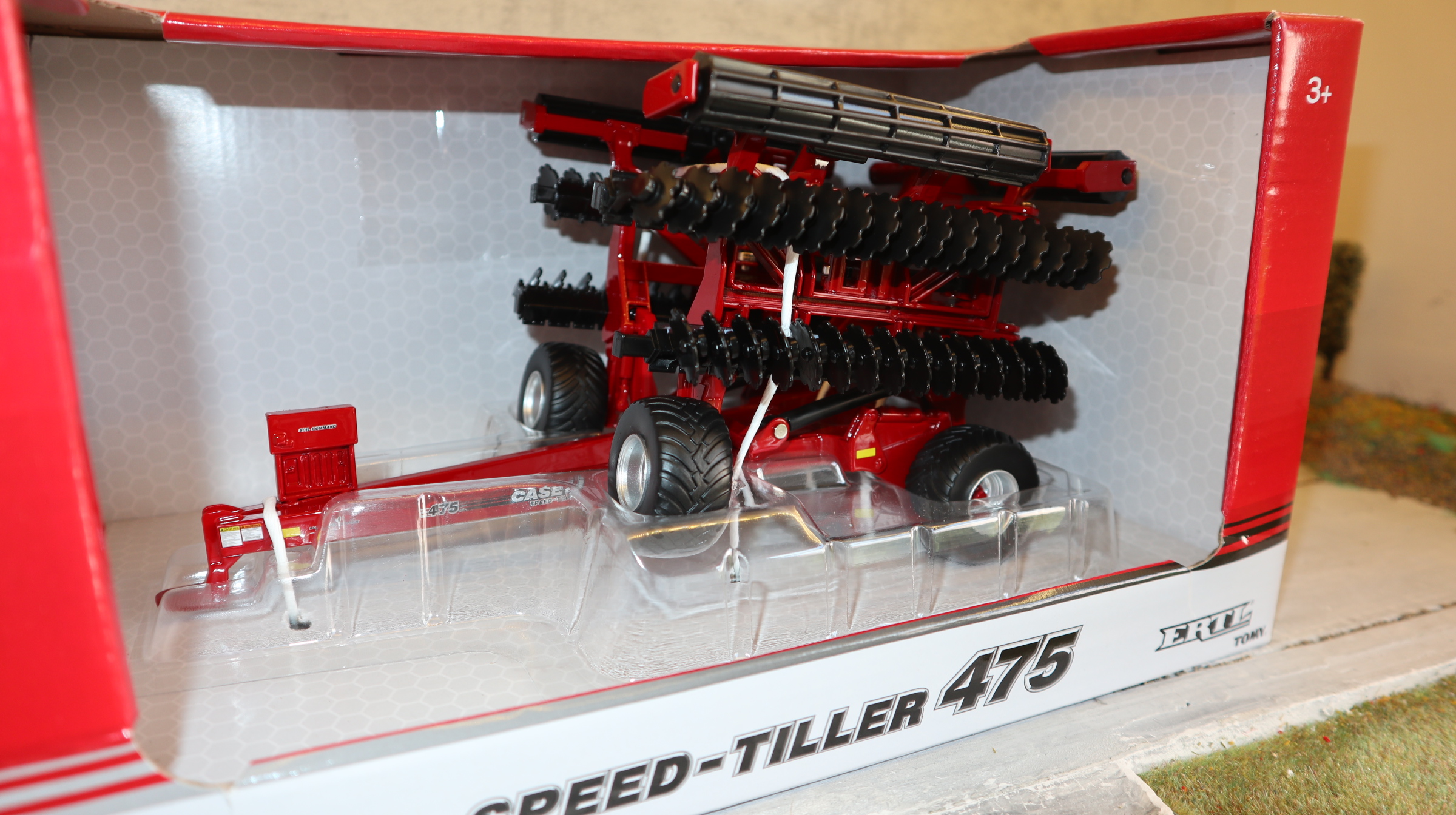 Ertl 44436 in 1:32,  CASE Speed Tiller 475 Scheibenegge, US-Modell, NEU in OVP
