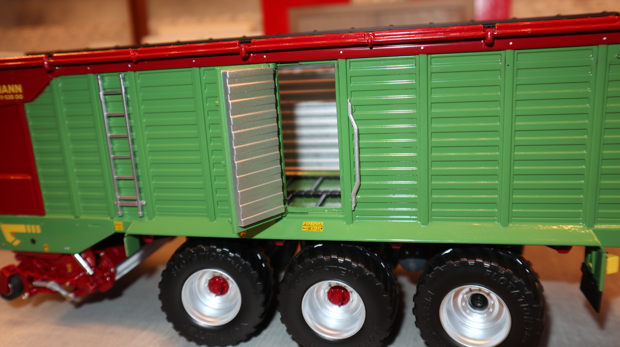 MarGe 2602 in 1:32, Strautmann Magnon 11-530 Silagewagen, NEU in OVP