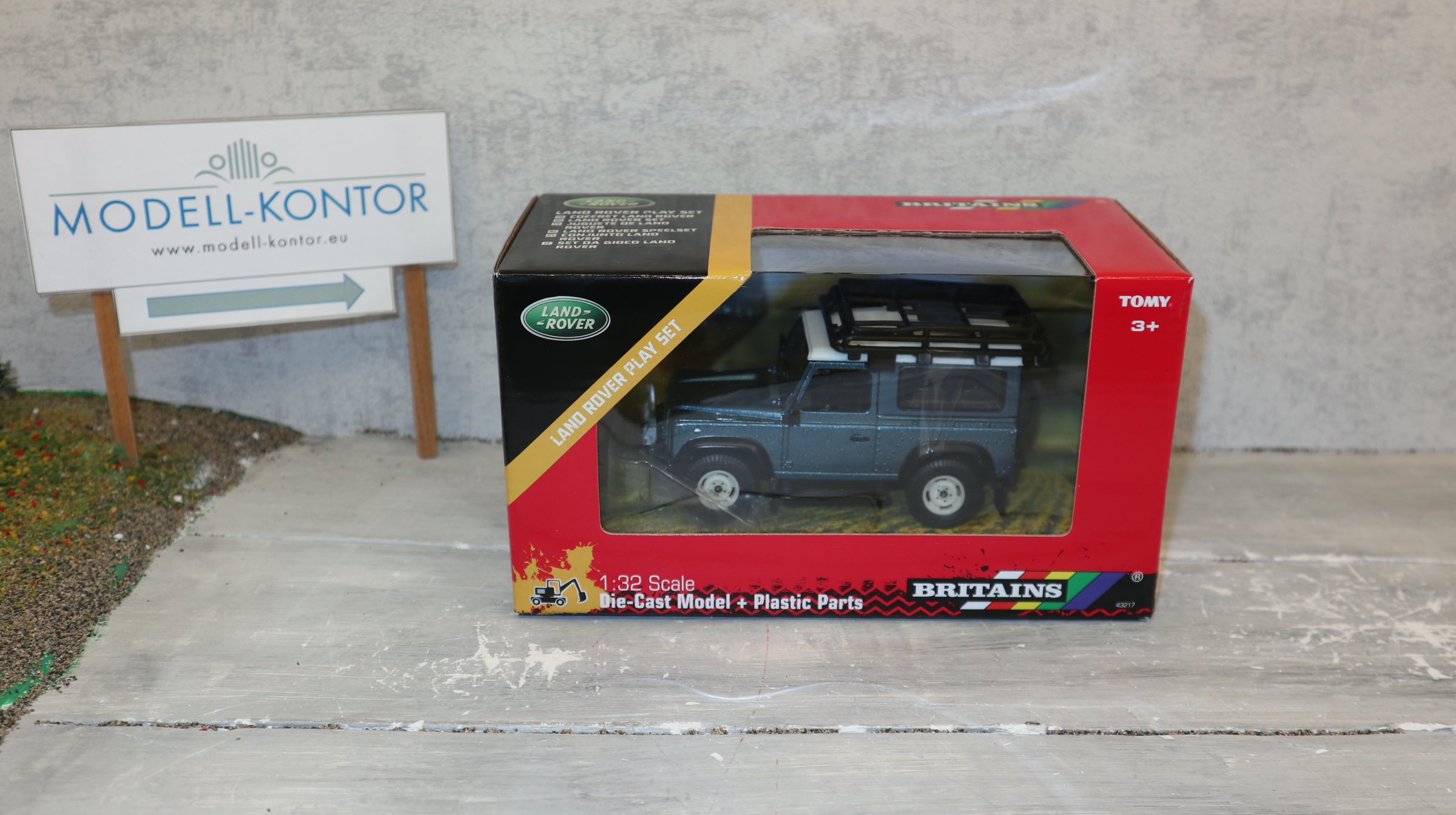Britains 43217 in 1:32,  Land Rover , NEU in OVP