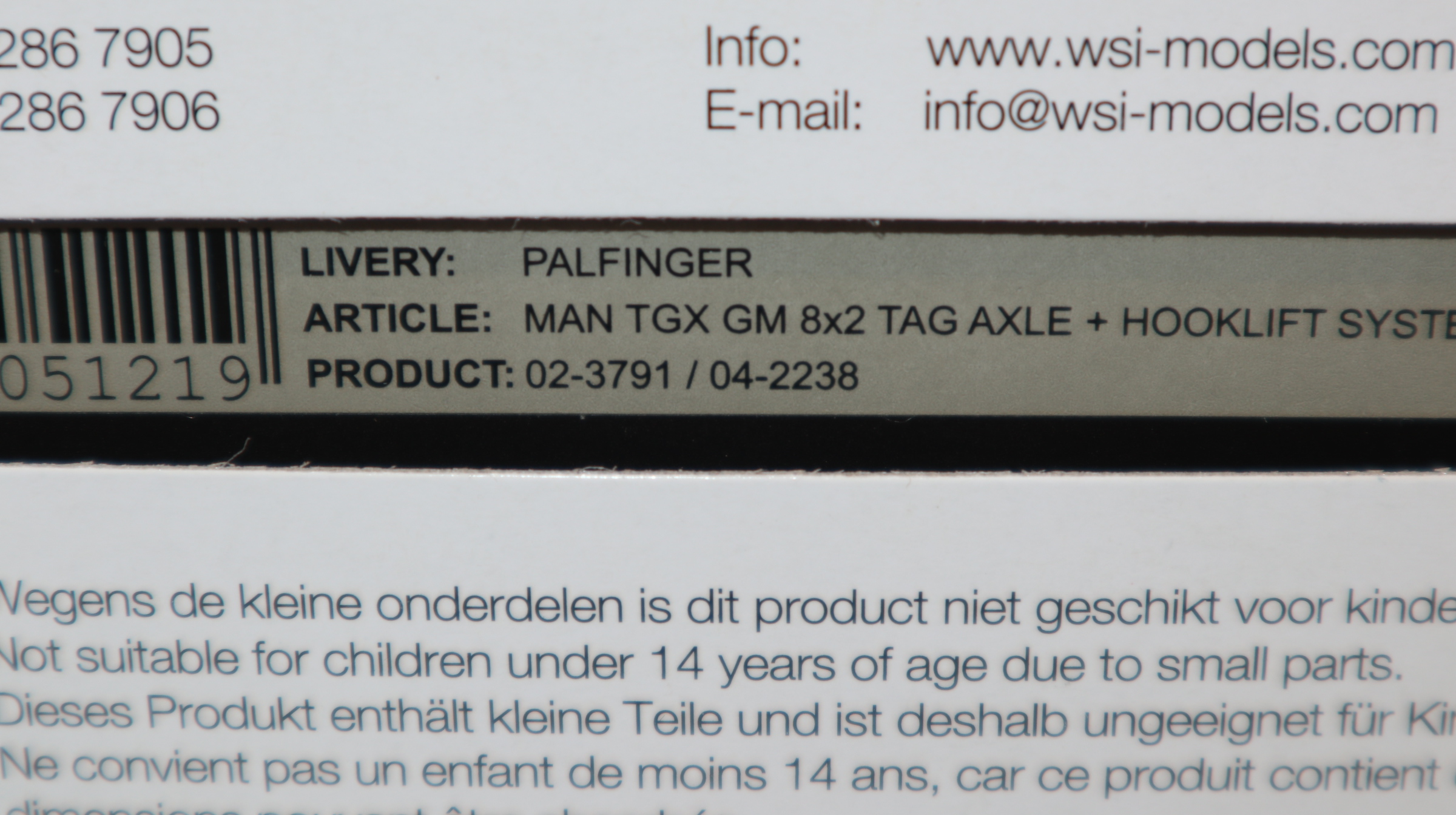 WSI 02-3791 in 1:50, MAN TGX 8x2 mit Palfinger Abroller und Container, NEU in OVP