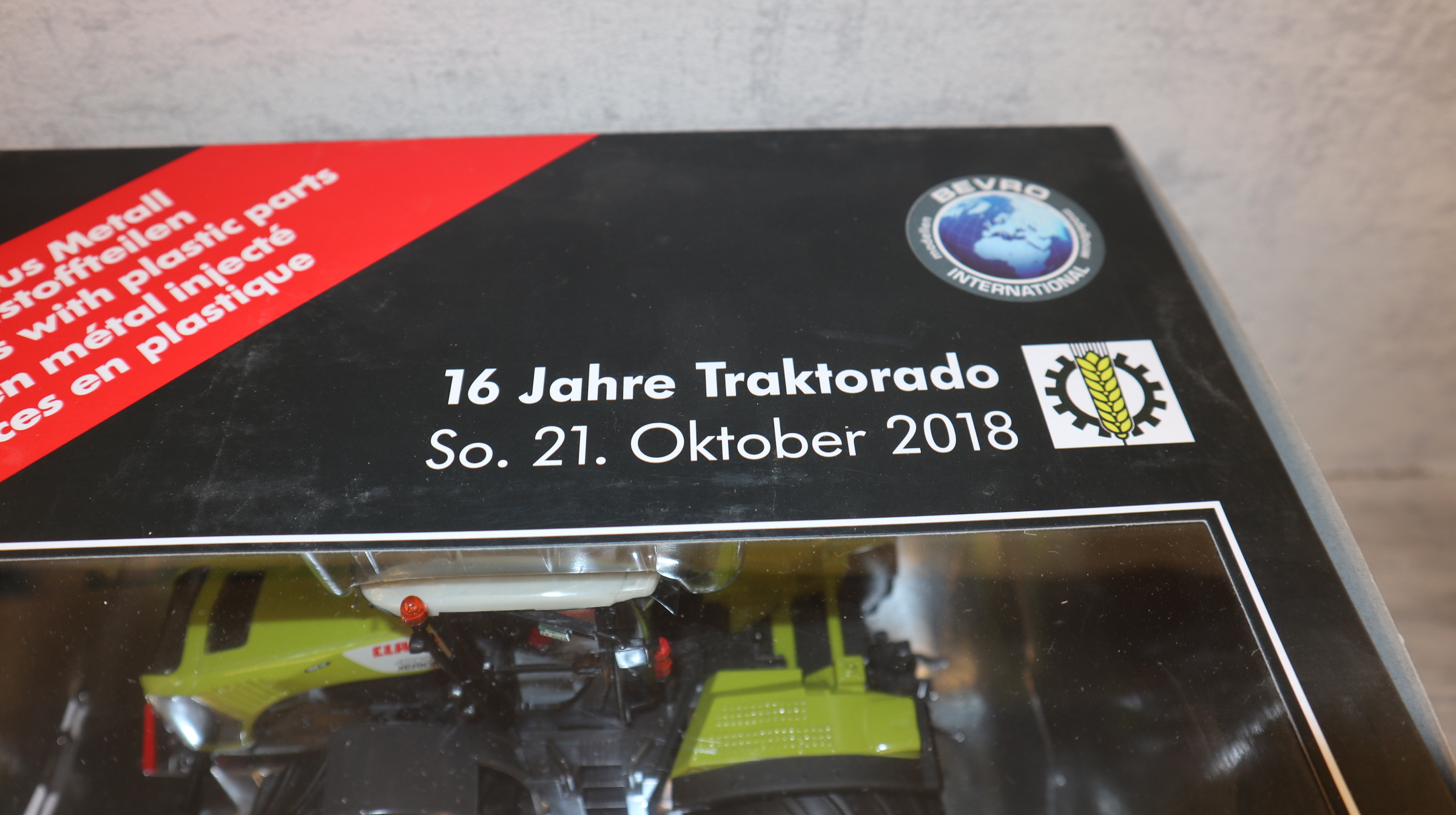 Siku 3271 in 1:32, Claas Xerion 5000 grün Zwilling Traktorado 2018  NEU in OVP