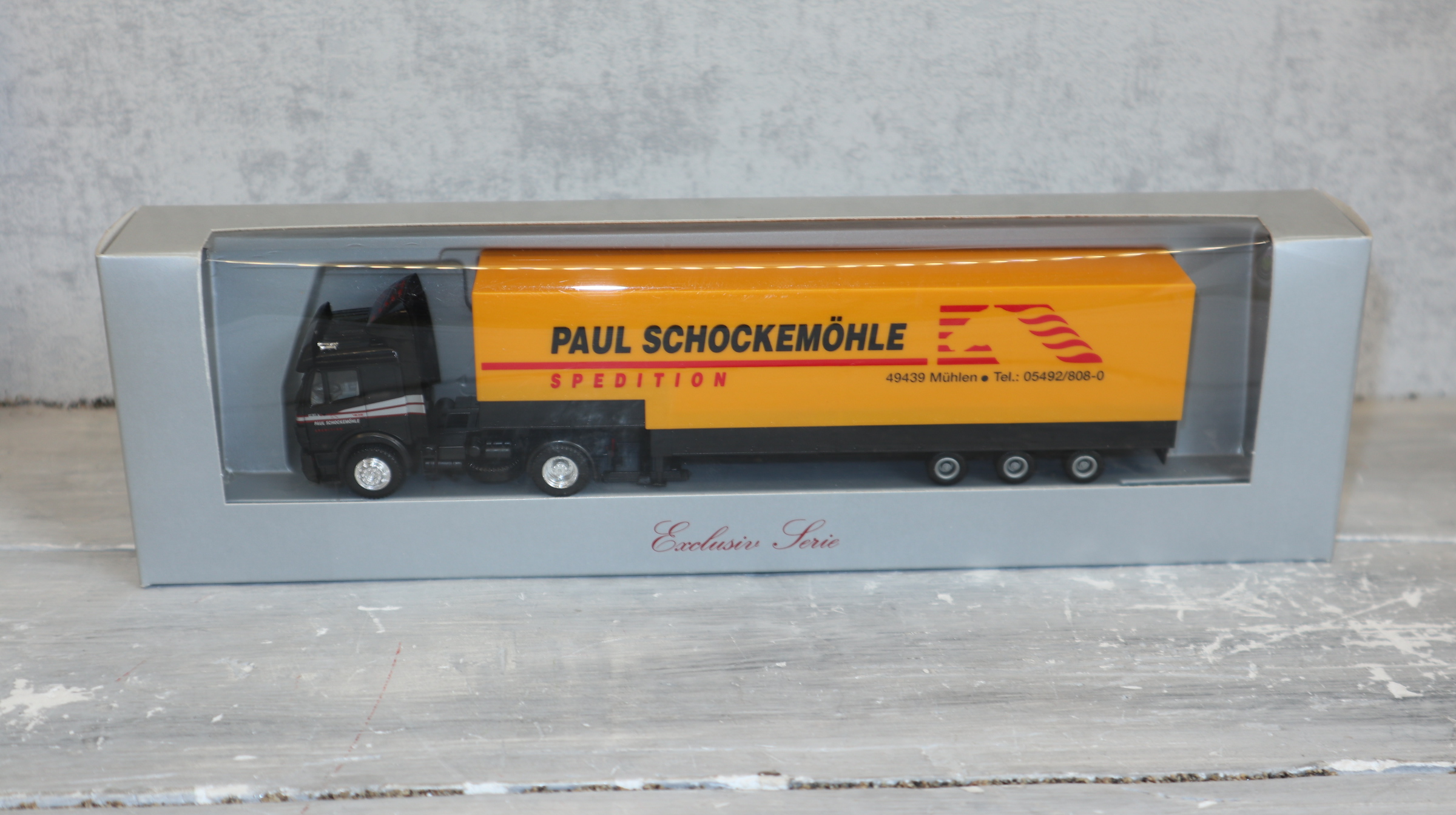 HERPA  in 1:87 , Sondermodell  MB SK 1838 mit Auflieger Schockemöhle,  NEU in OVP