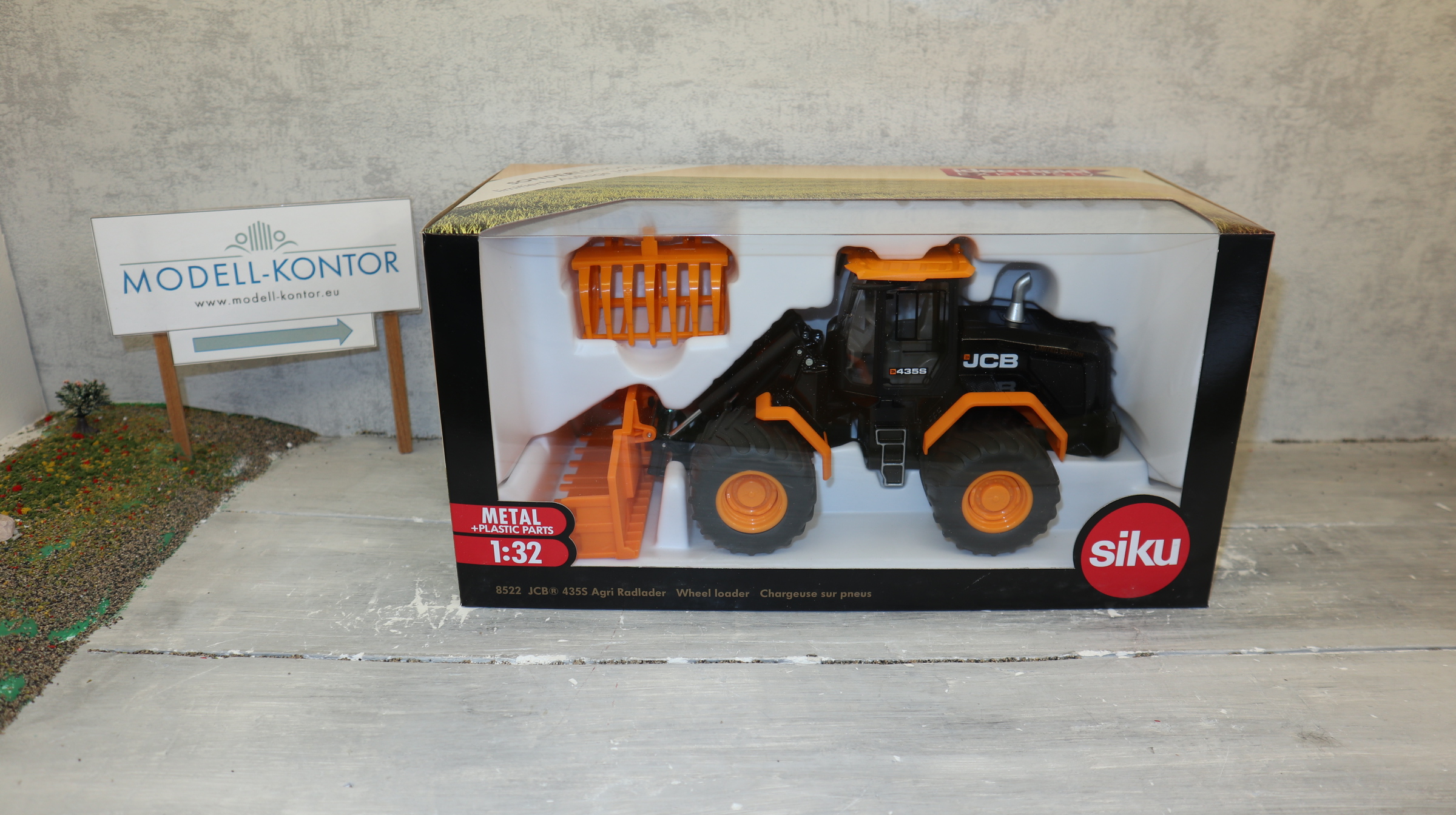 Siku 8522 in 1:32,  JCB 435S Agri Radlader, Sondermodell idee&spiel 2023 , NEU in OVP
