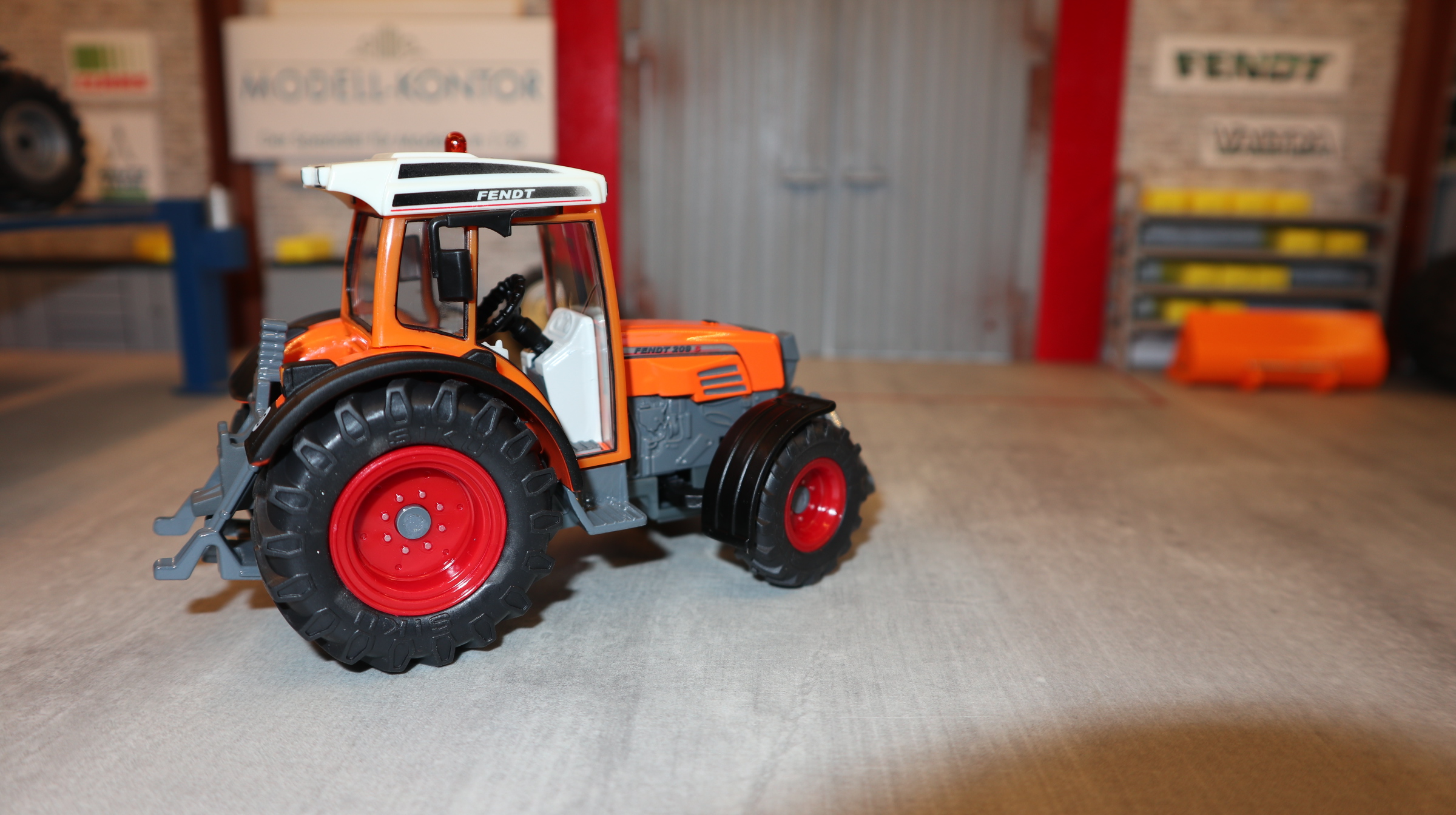 Siku 3052 in 1:32, Fendt 209S Kommunal  NEU in OVP
