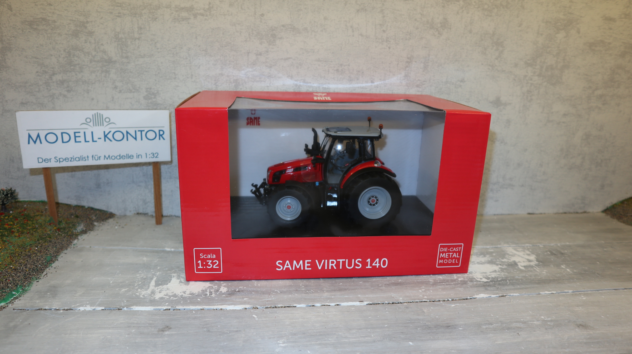 ROS 301993 in 1:32, SAME Virtus 140 in ROT, NEU in OVP